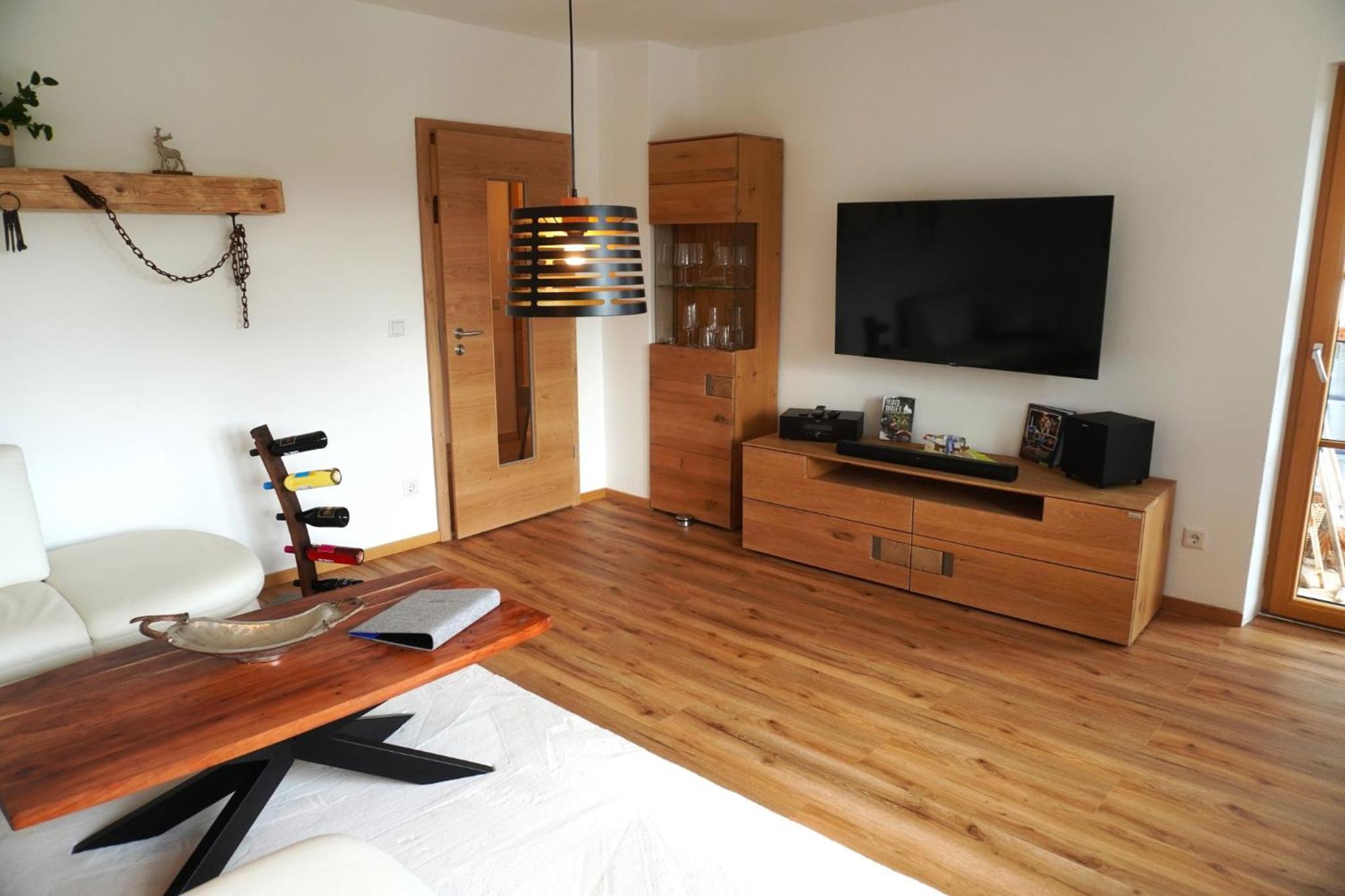 Two-Bedroom Apartment with Mountain View photo 2