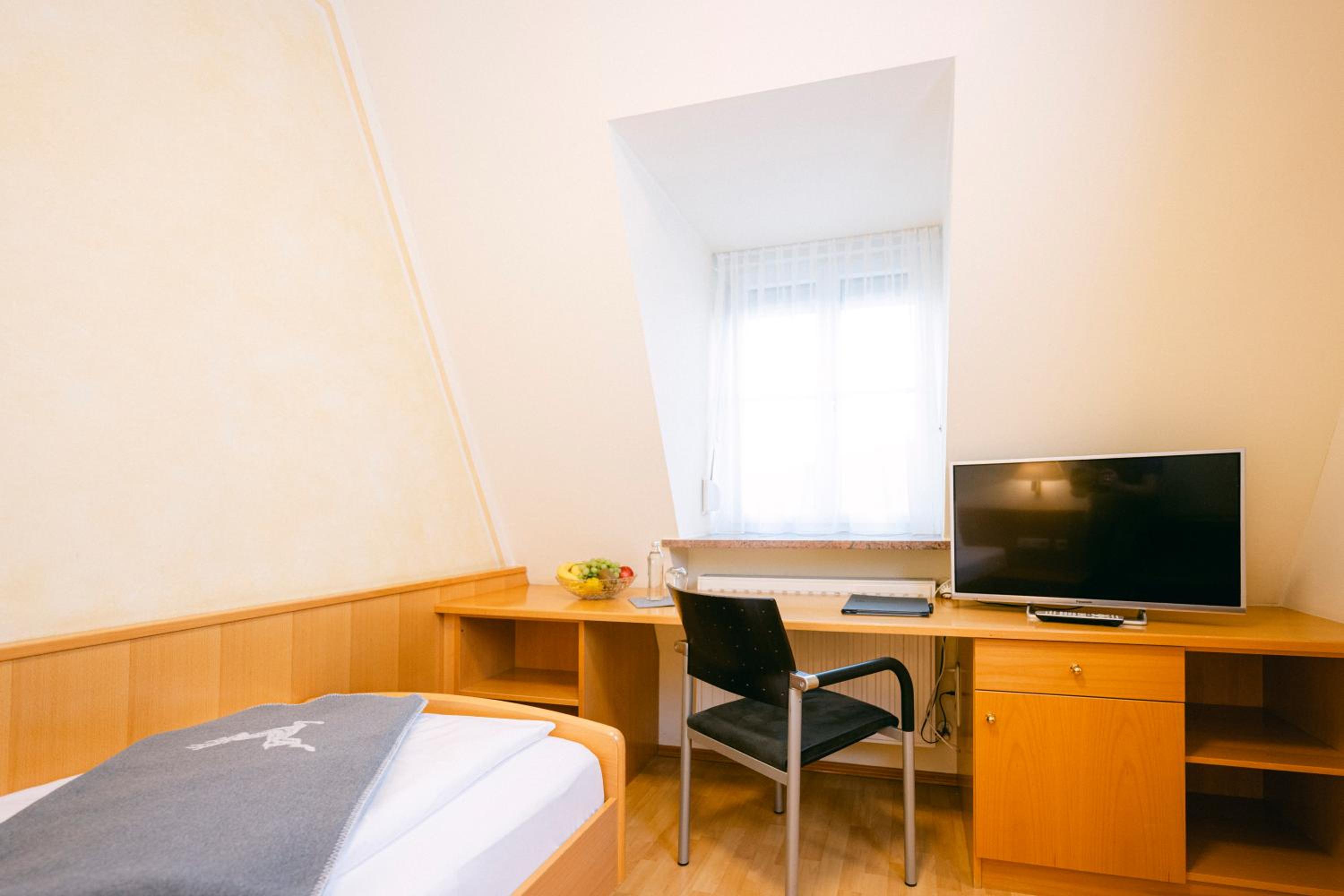 Standard Single Room photo 2