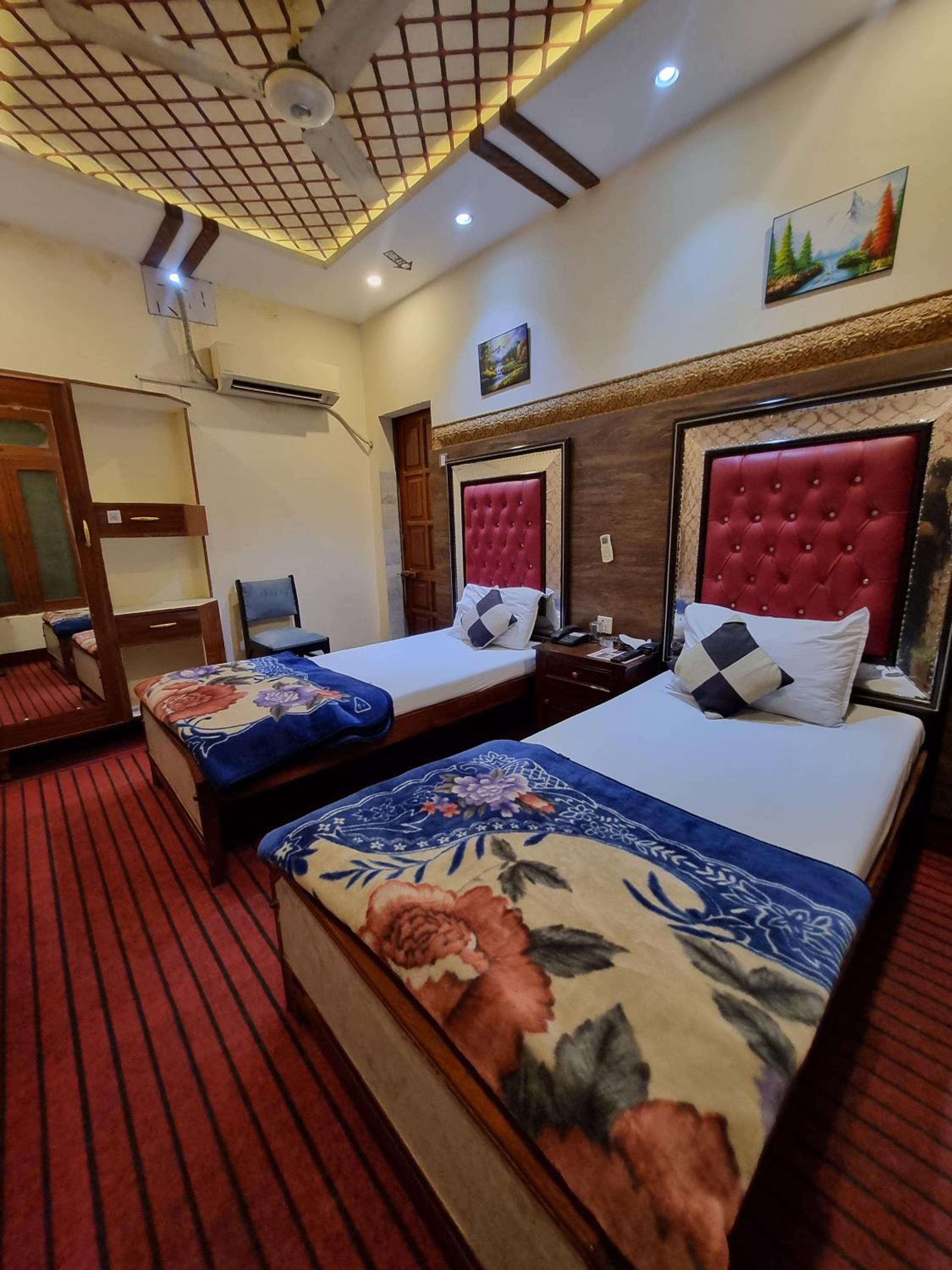 Deluxe Double Room photo 2