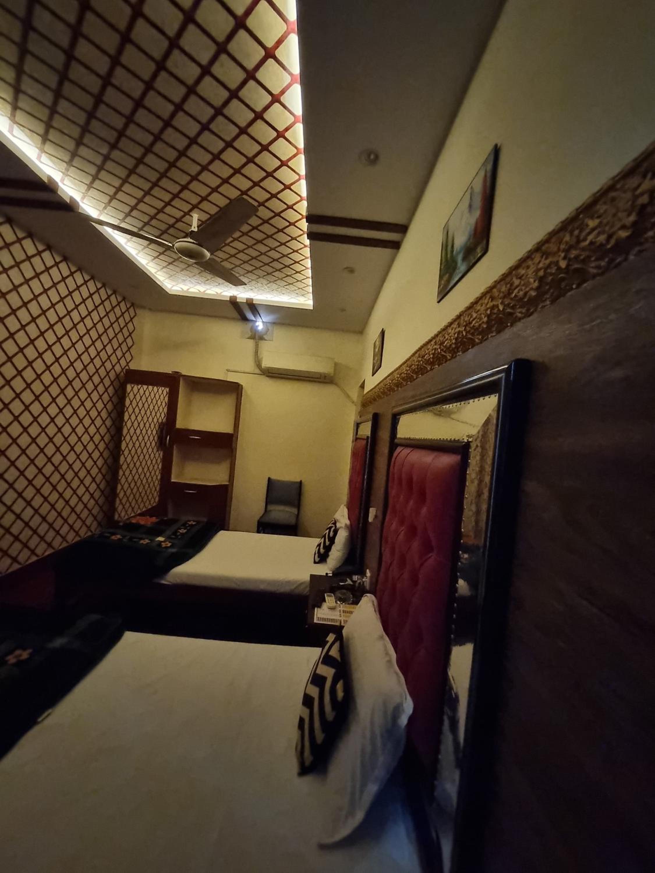 Budget Single Room photo 2