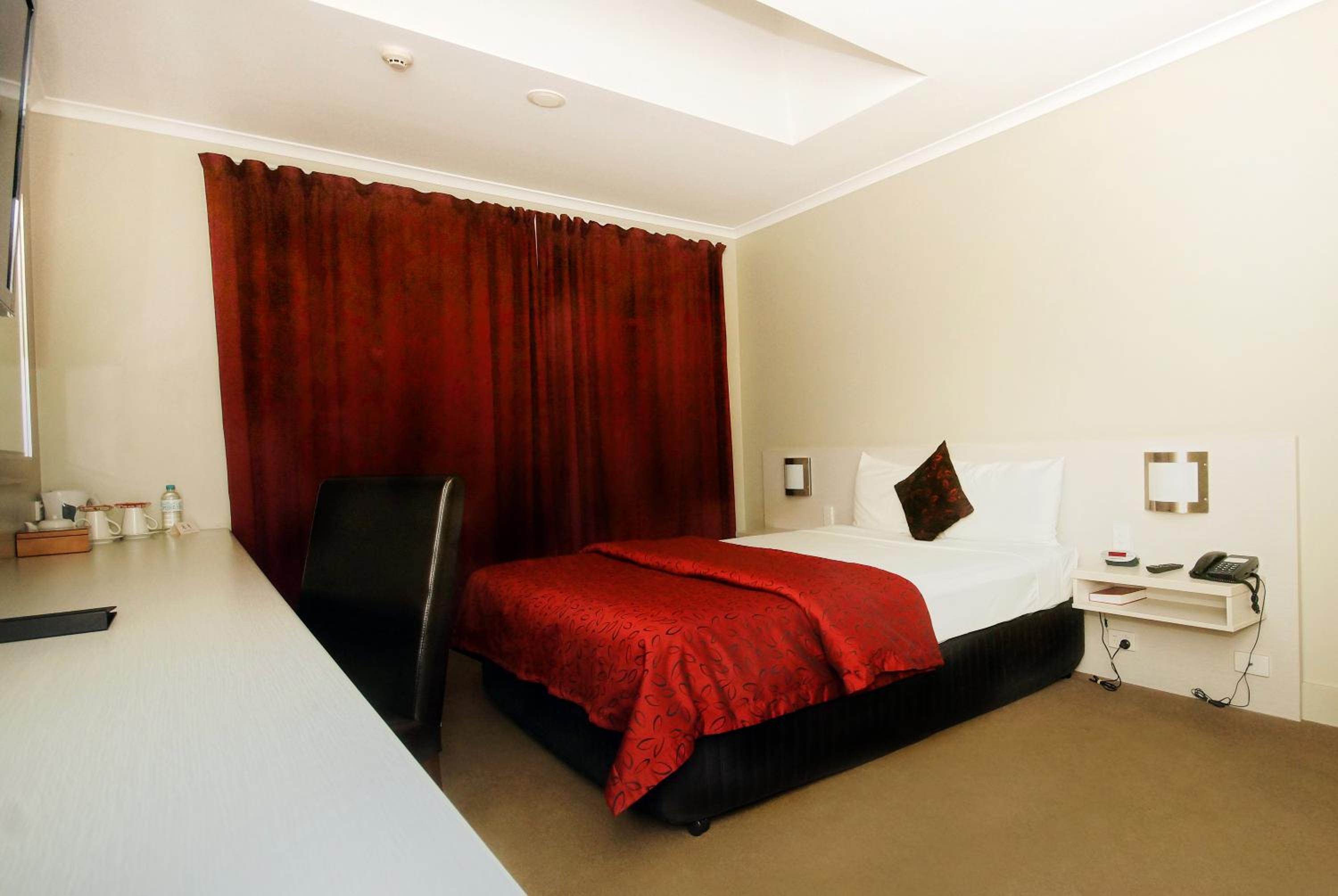 Isa Deluxe Room photo 3