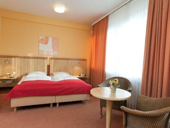 Double Room - Photo 6