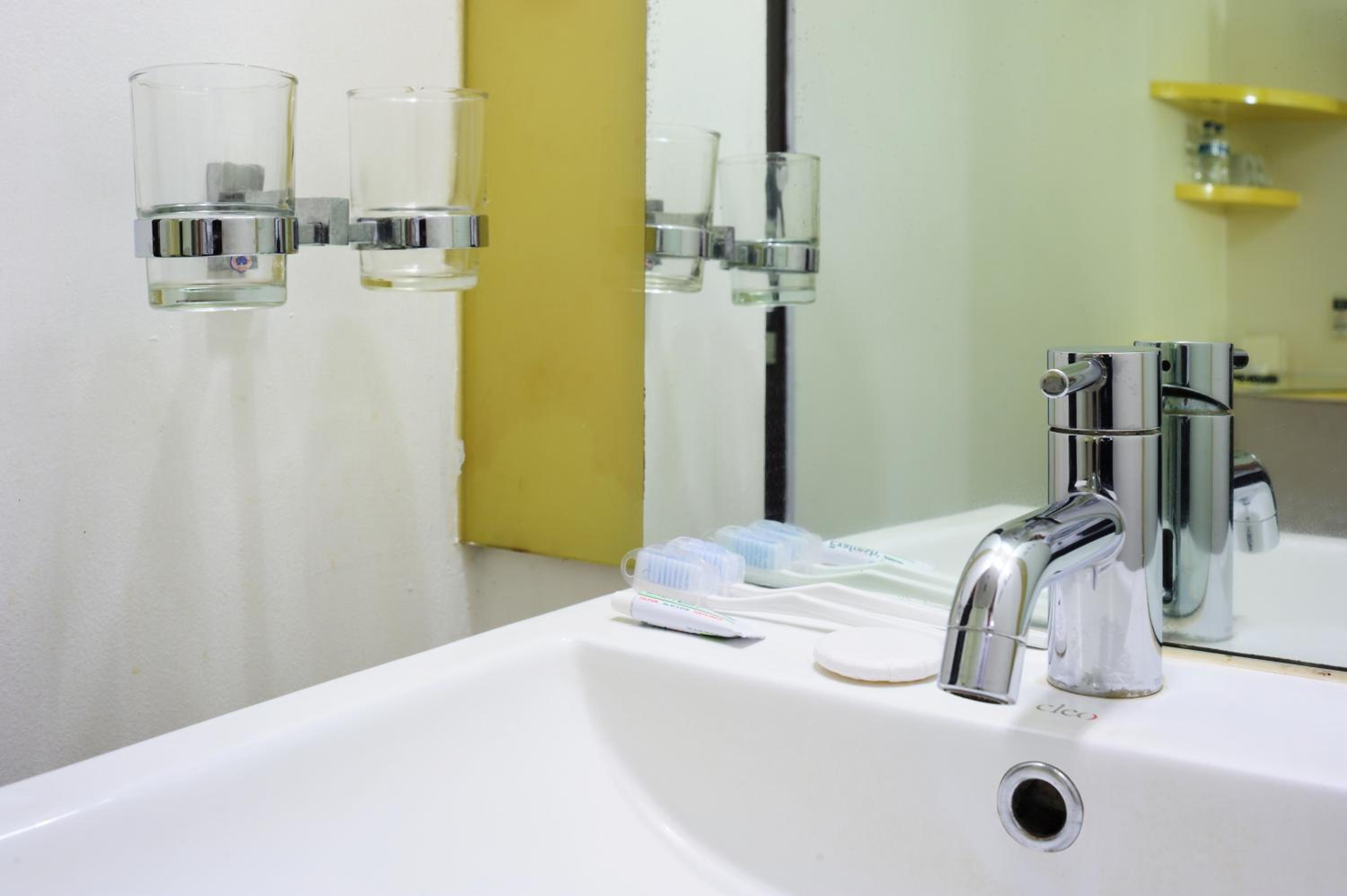 Smart Twin Room photo 3