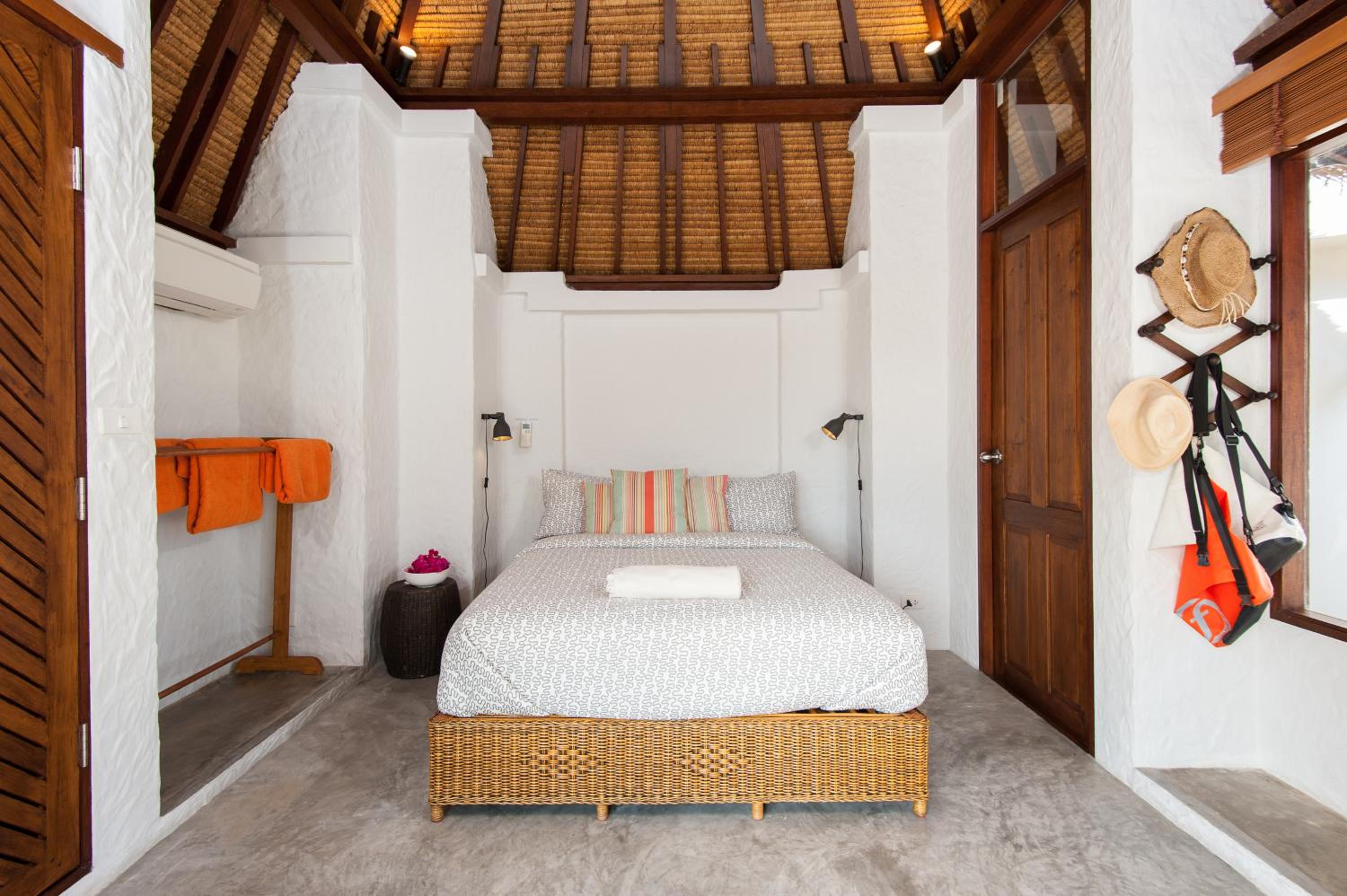 C14 Two-Bedroom Pool Villa - Photo 8