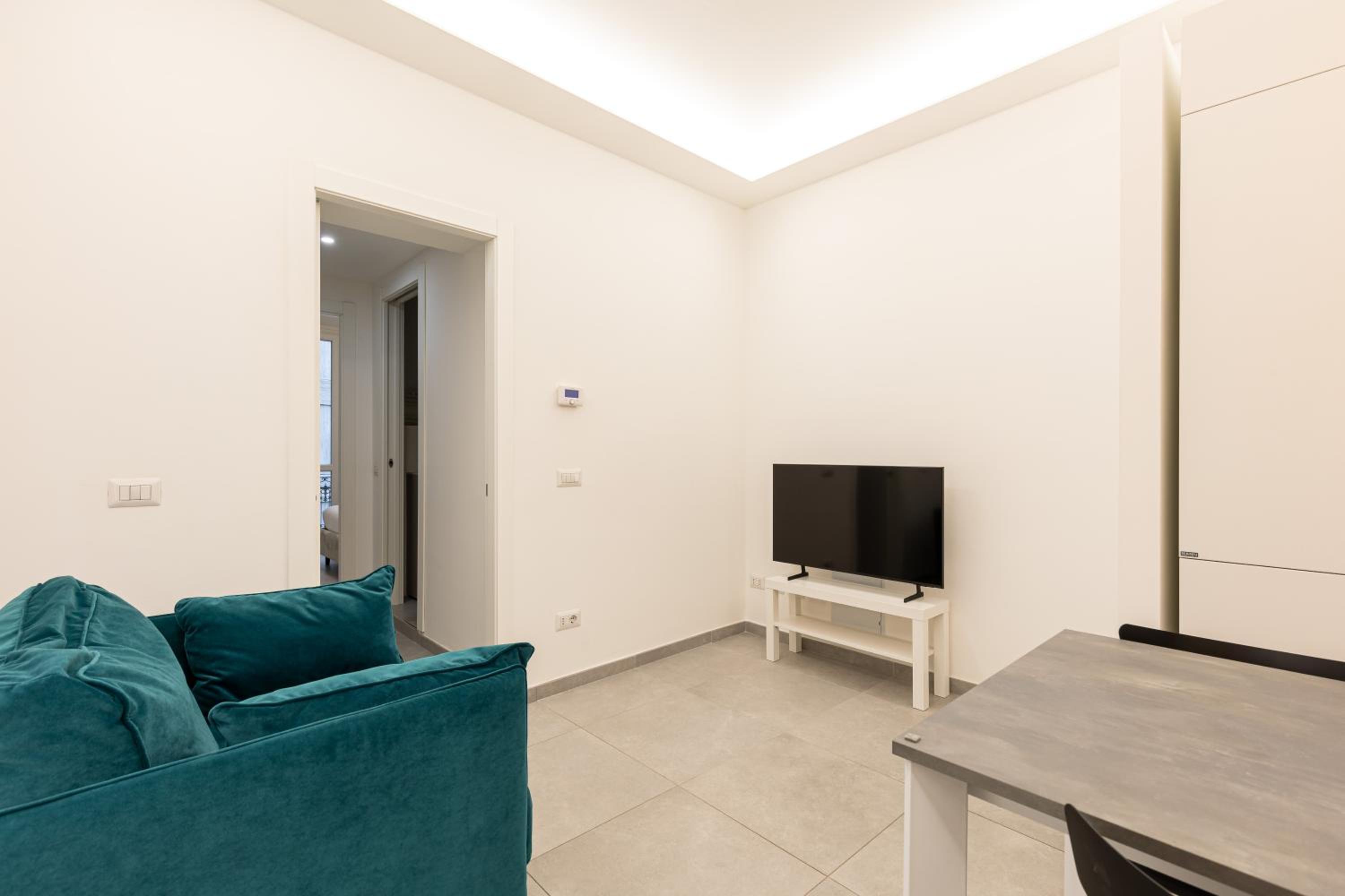 One-Bedroom Standard Apartment