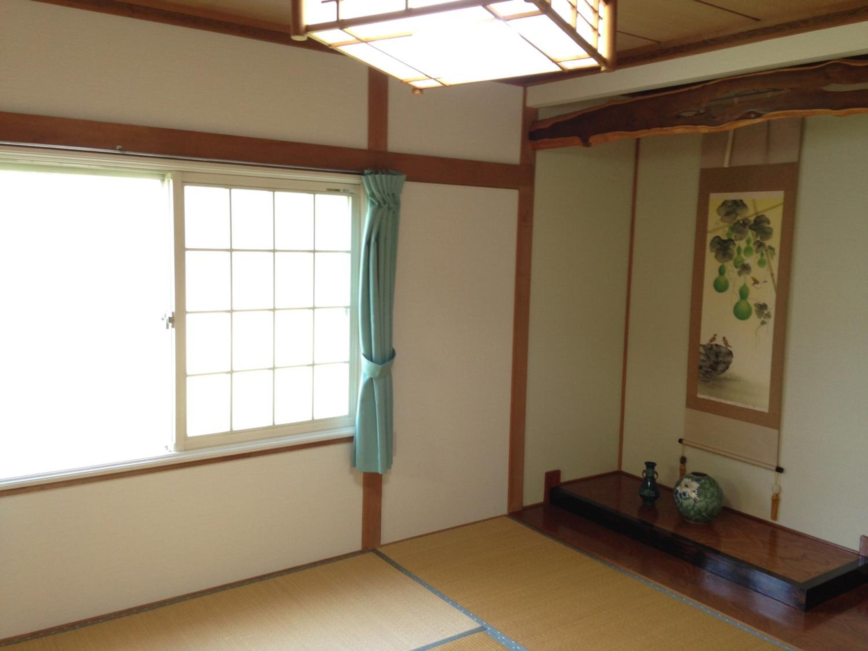 Japanese-Style Quadruple Room with Shared Bathroom photo 1