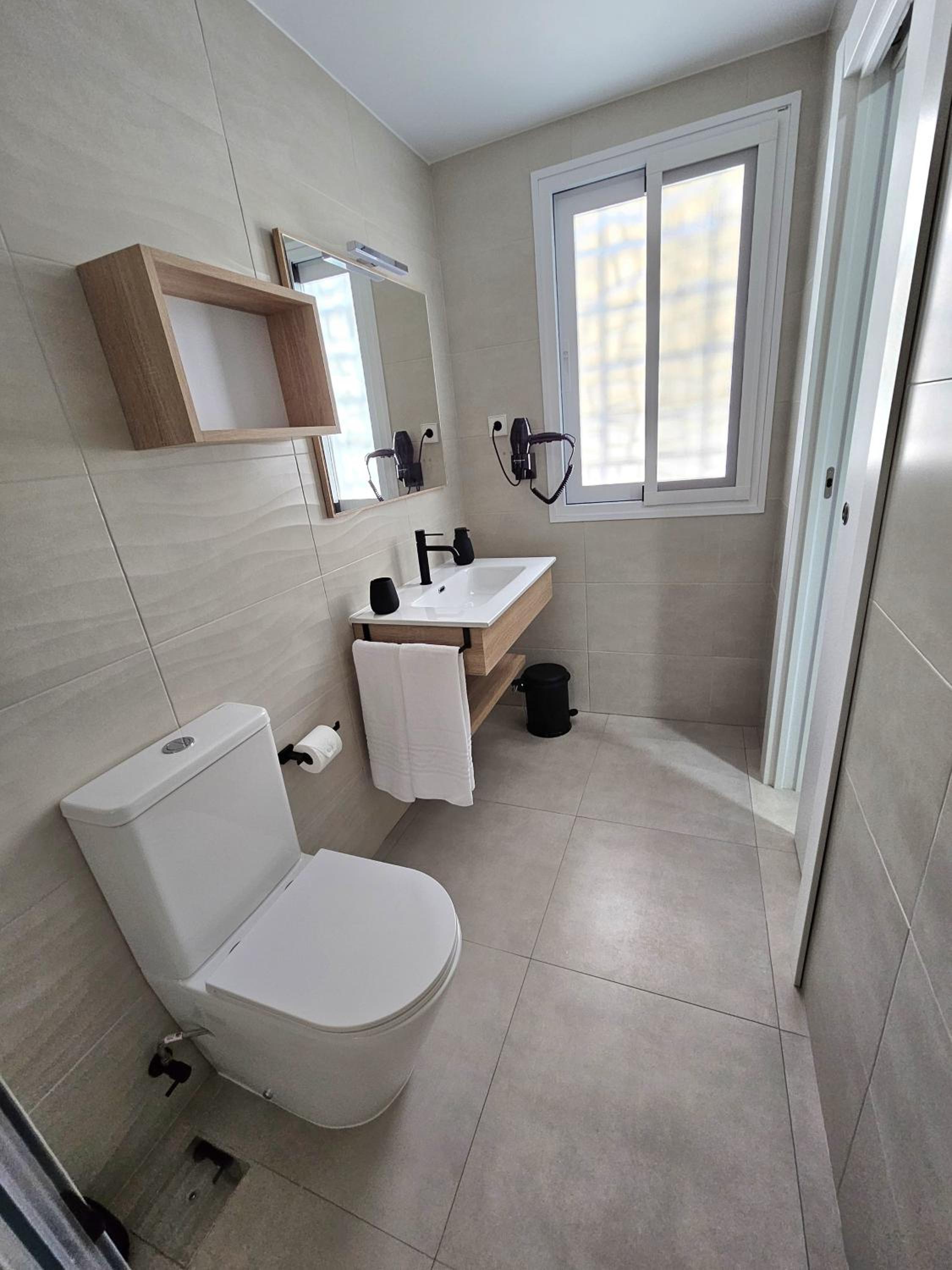 Two-Bedroom Apartment with Terrace photo 3
