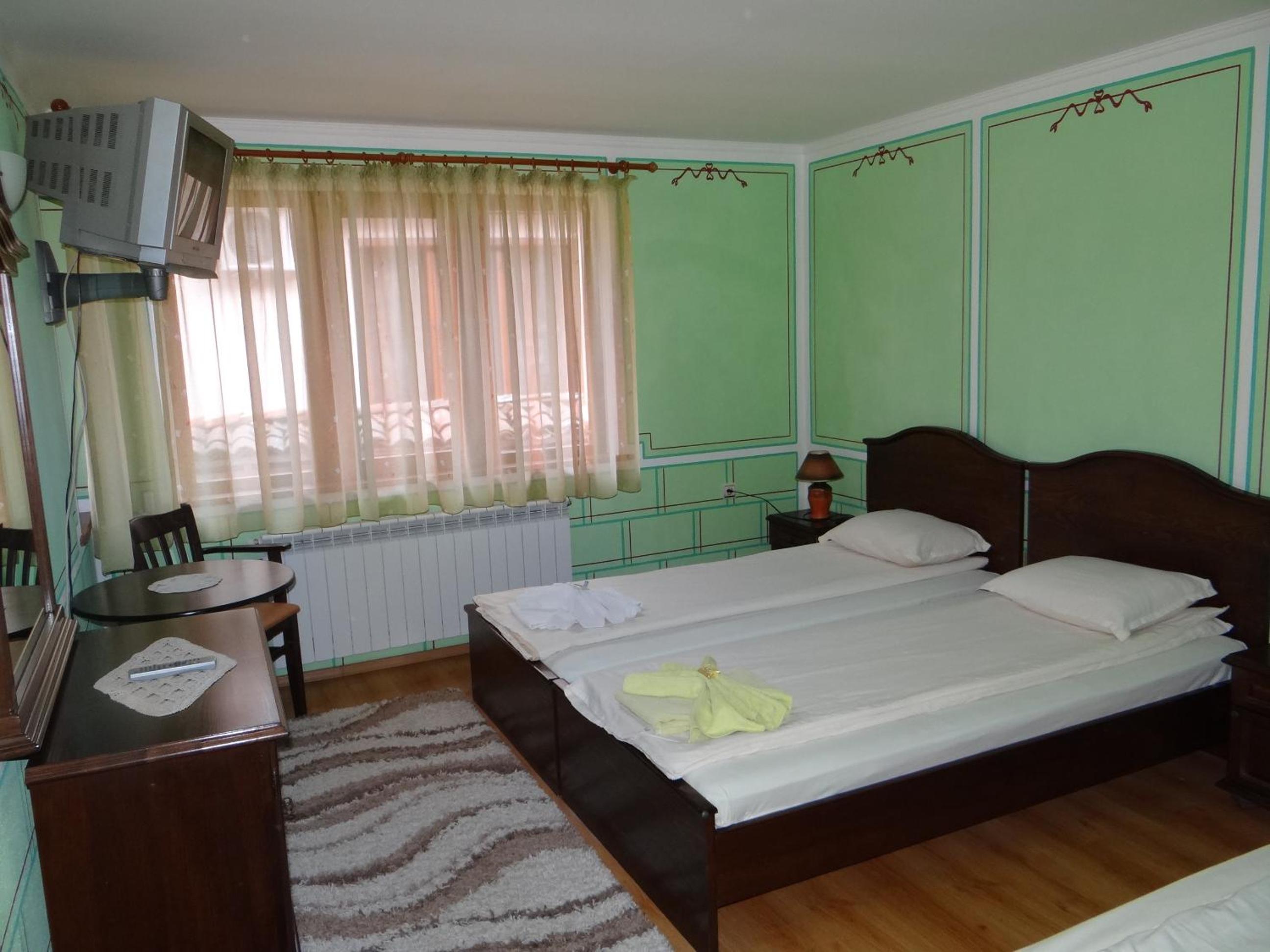 Triple Room photo 2