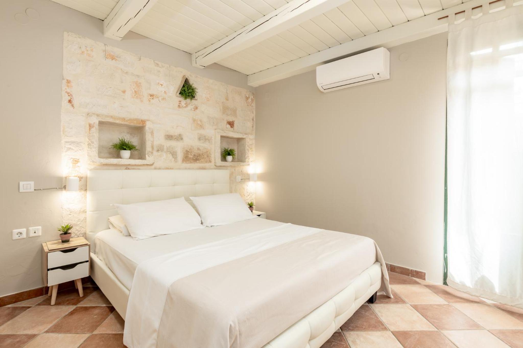 Two-Bedroom Apartment with Balcony photo 1