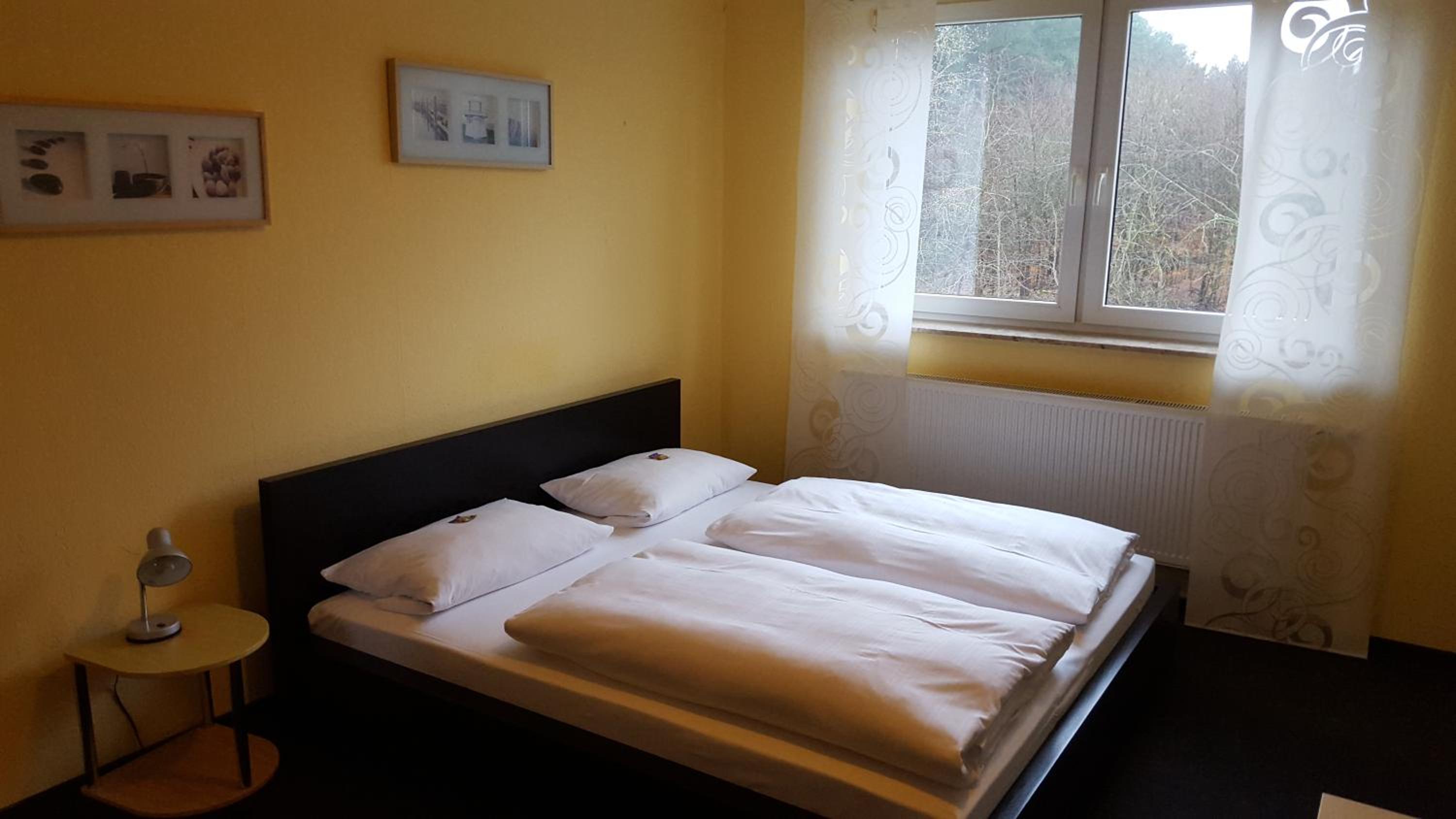 Standard Double Room - Photo 7