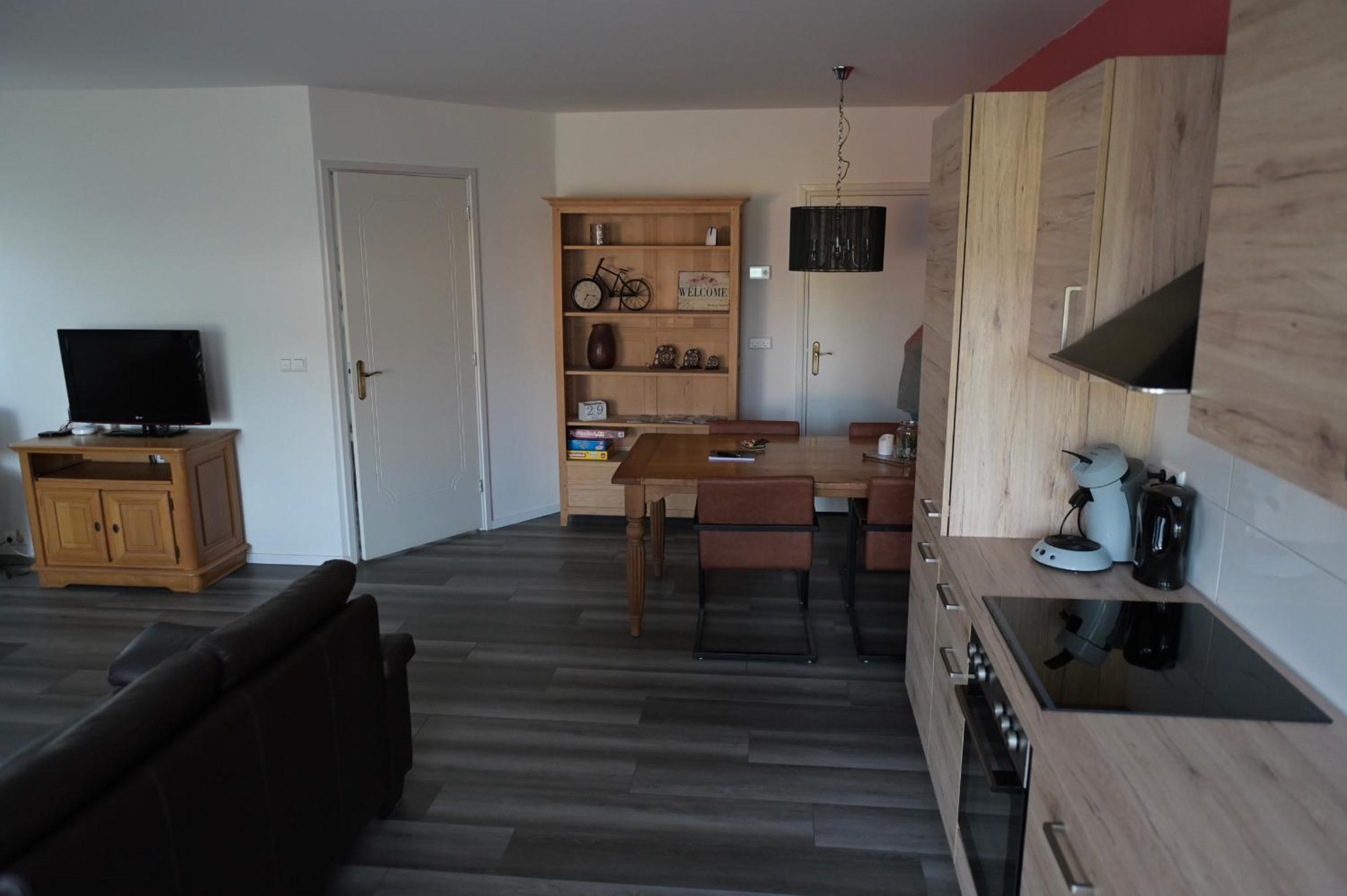 Two-Bedroom Apartment with View photo 1