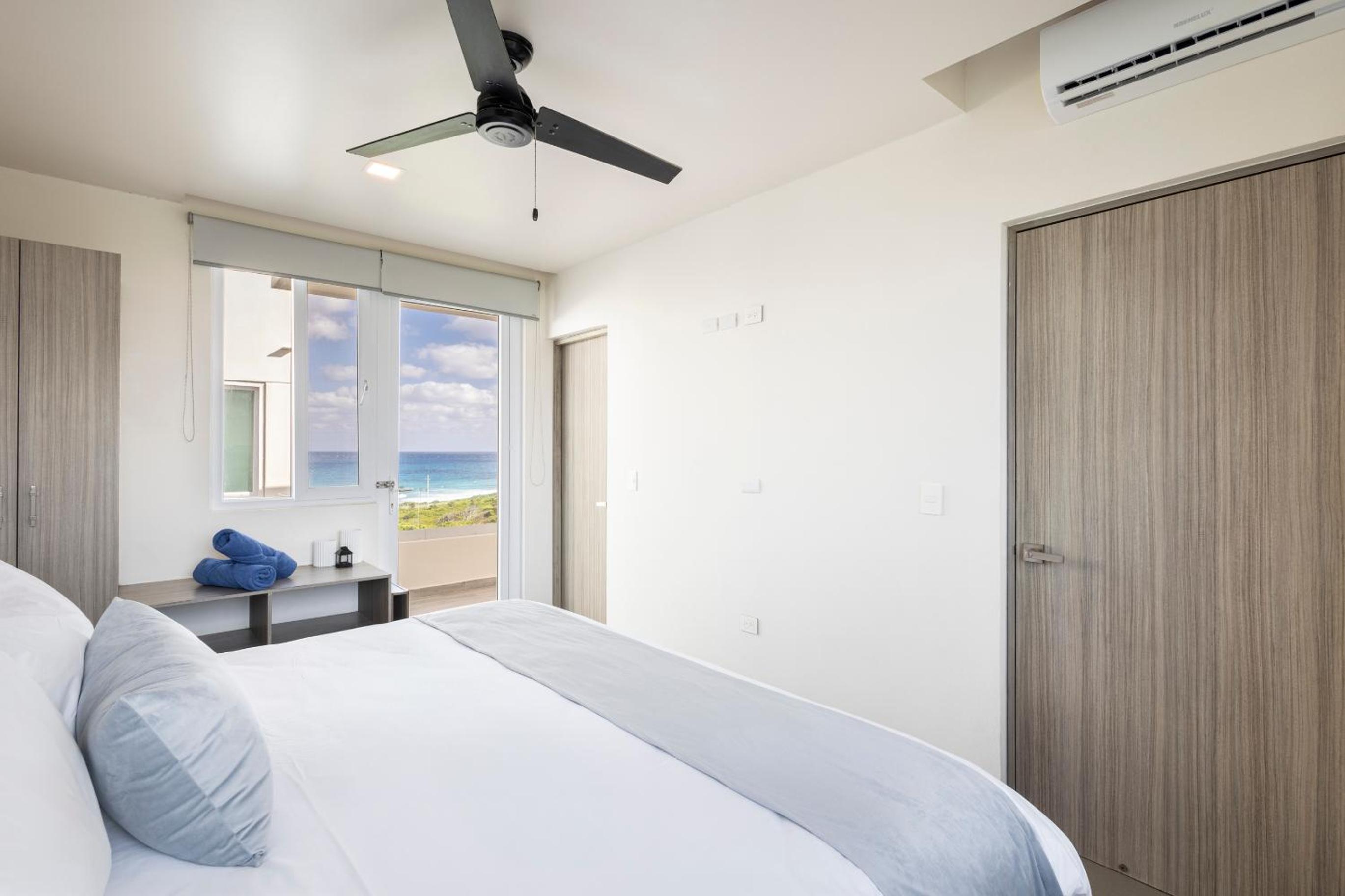 King Suite with Ocean View - Photo 11