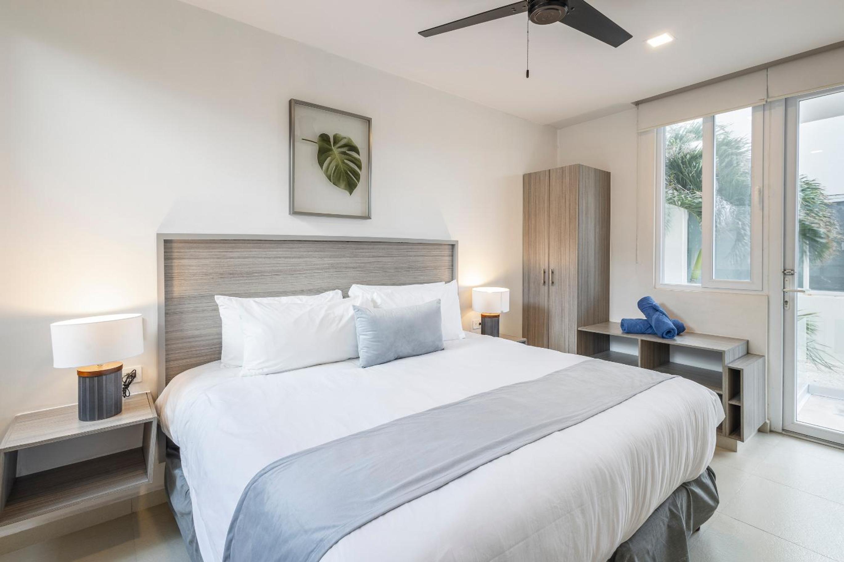 Junior Suite with Garden View - Photo 7