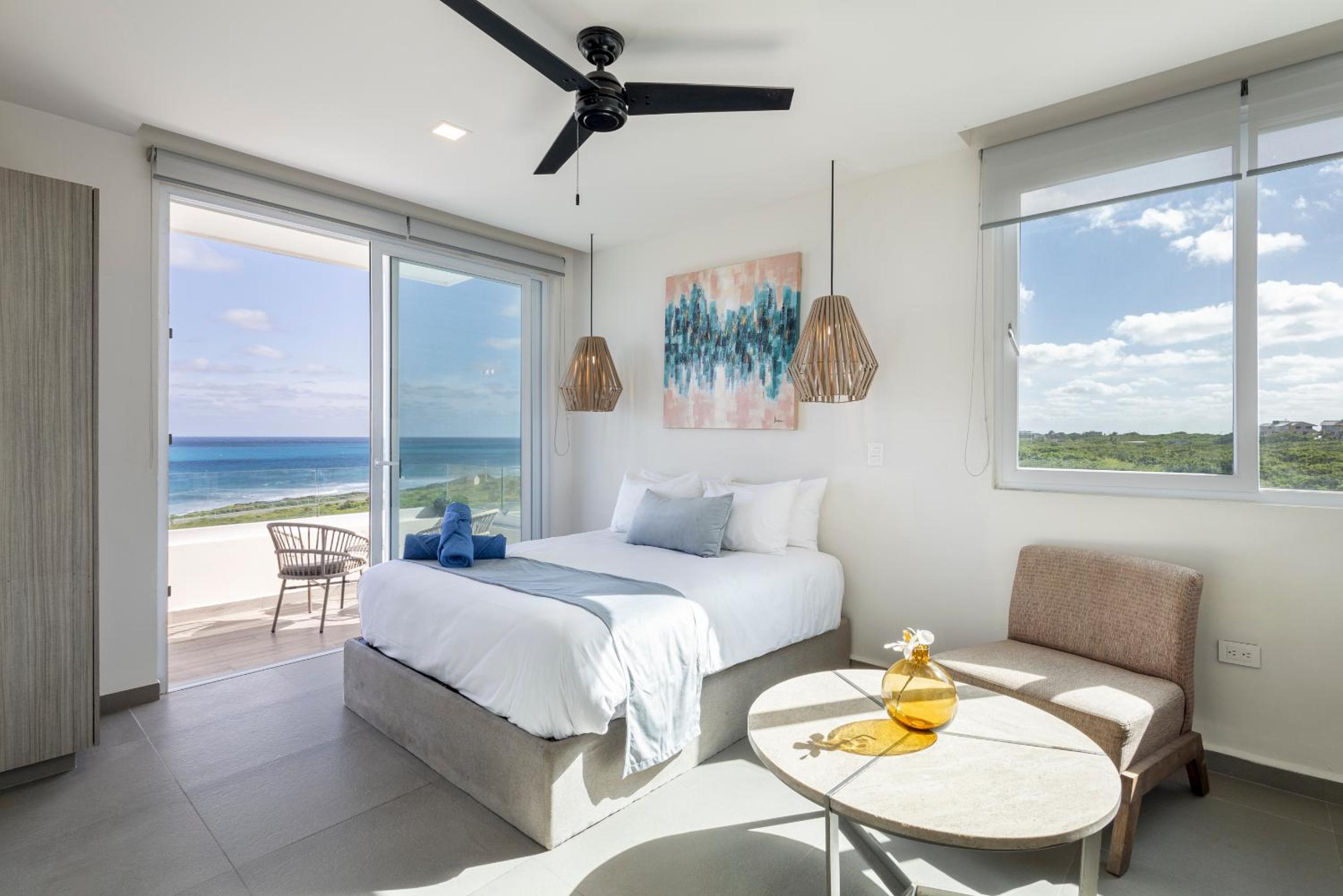 Suite with Sea View - Photo 7