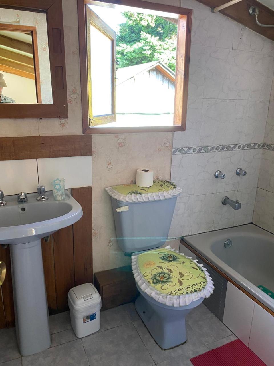 Double Room with Private Bathroom photo 3
