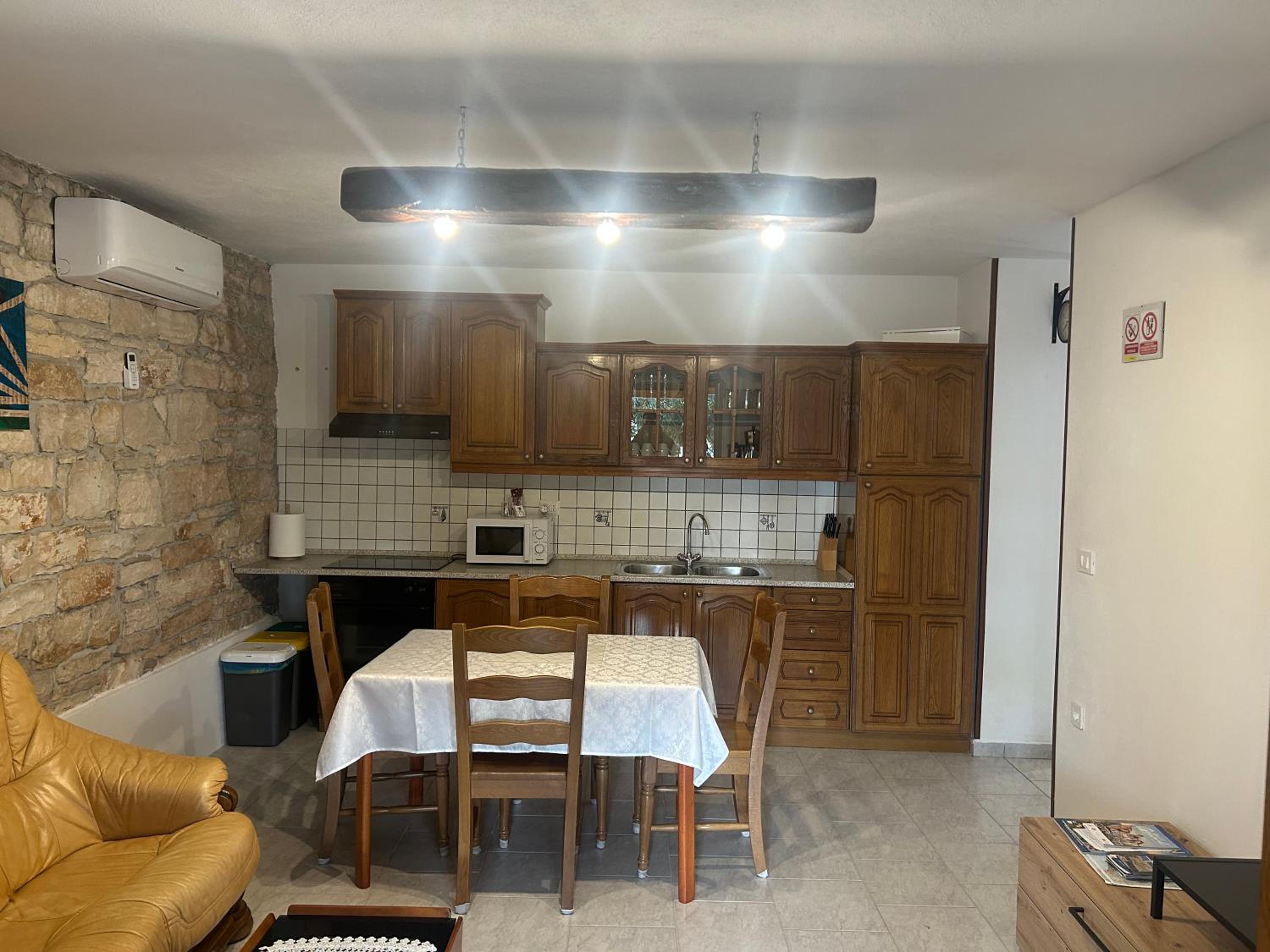 Apartment with Terrace photo 3