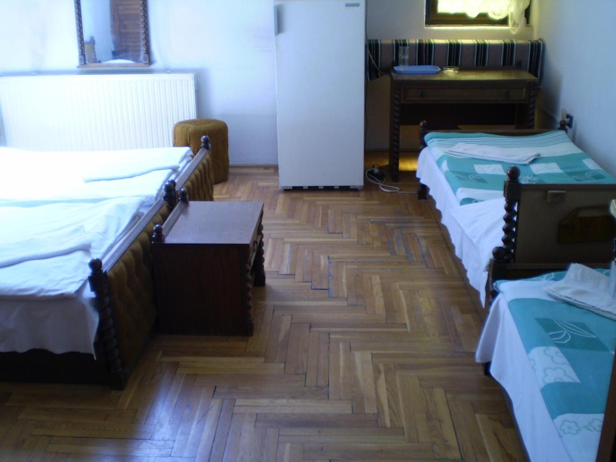 Quadruple Room with Shared Bathroom