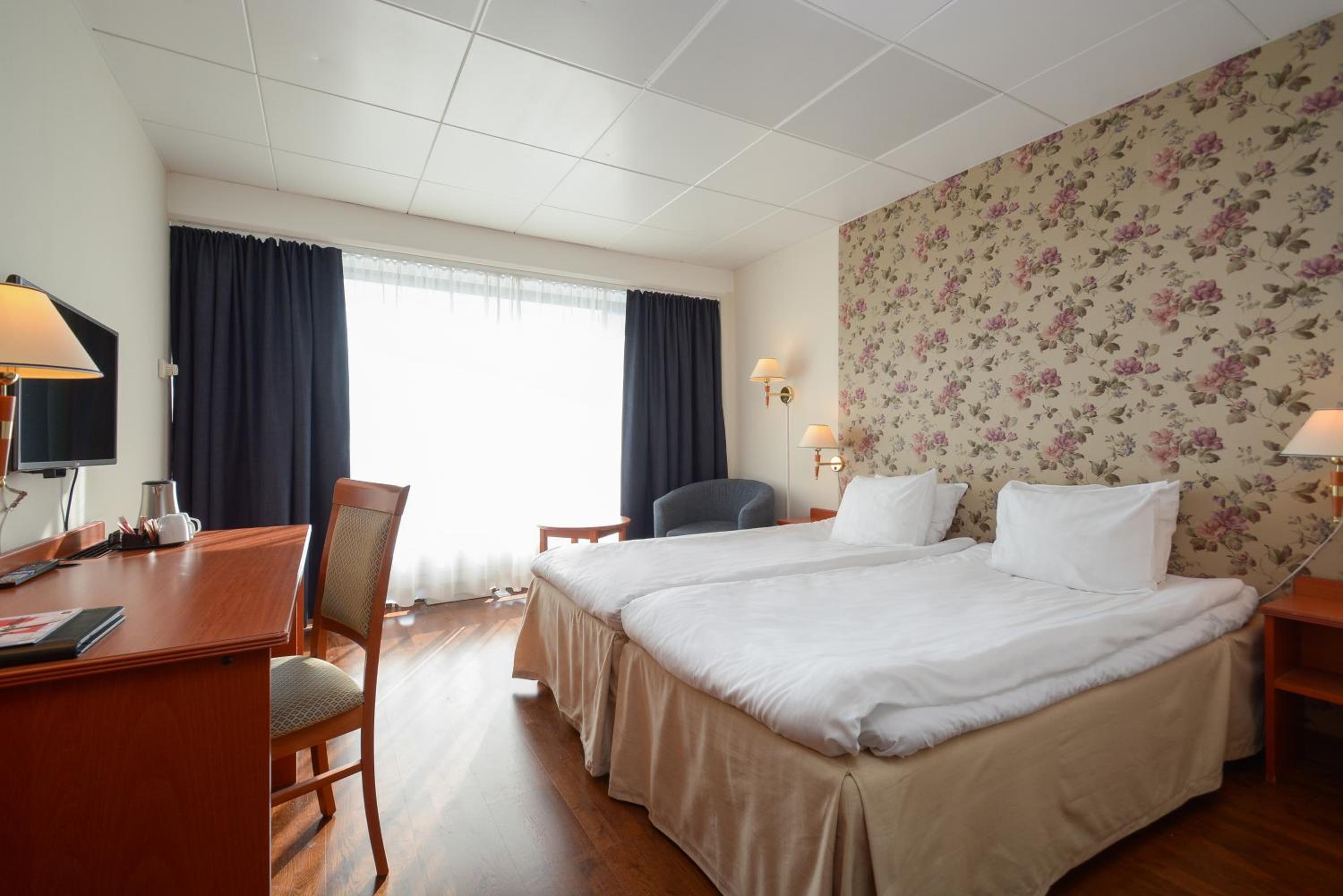 Superior Twin Room - Photo 4