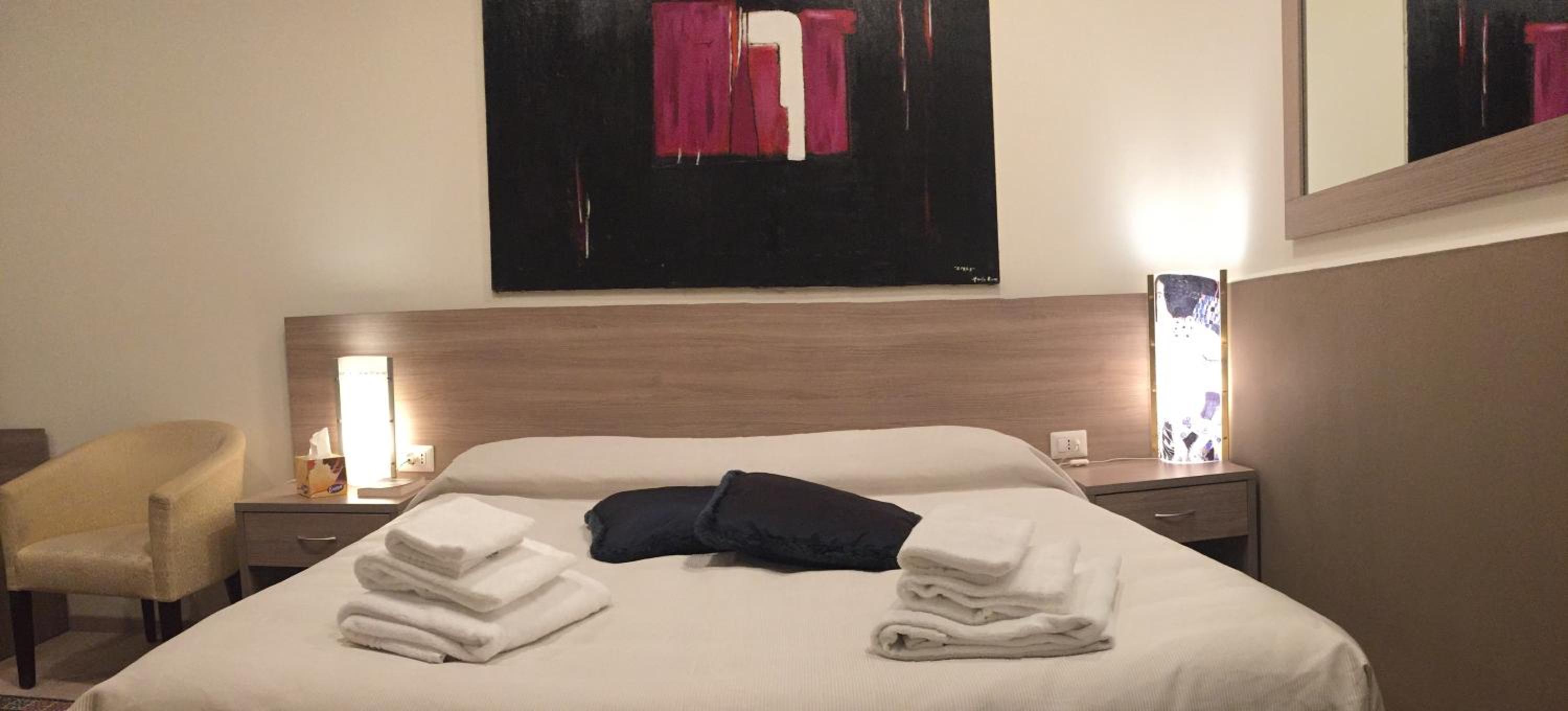 Double Room with Private Bathroom photo 3