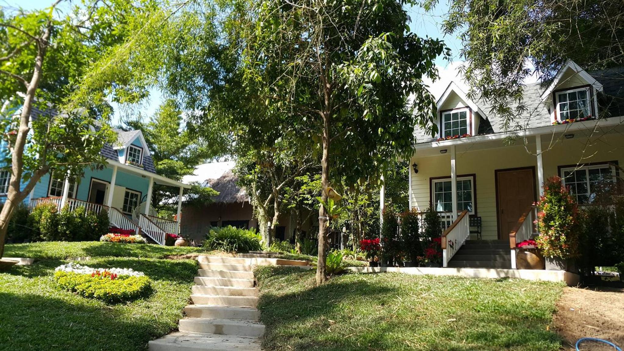 Bungalow - Water Front  photo 1