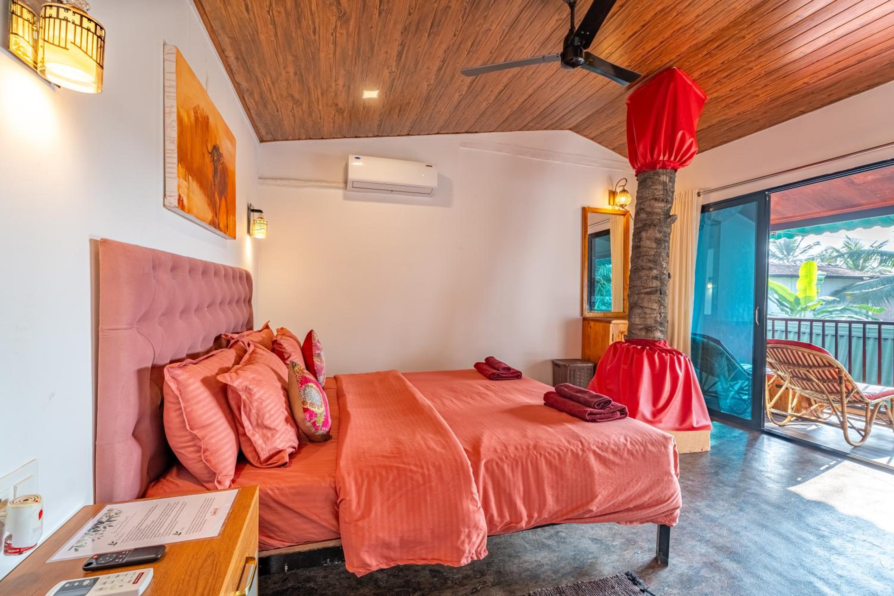 Roof Top Pool View Hut - Photo 5