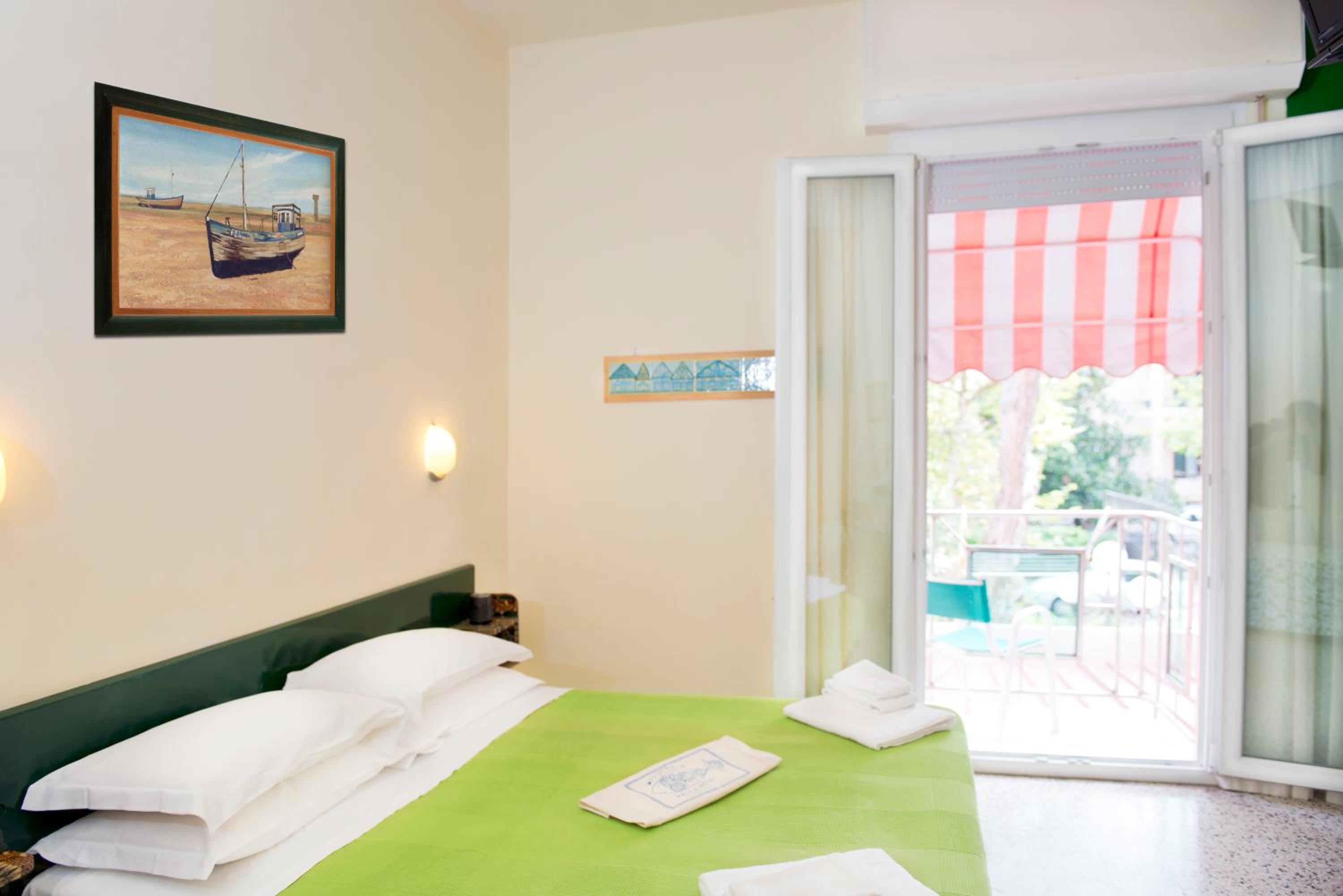 Quadruple Room photo 2