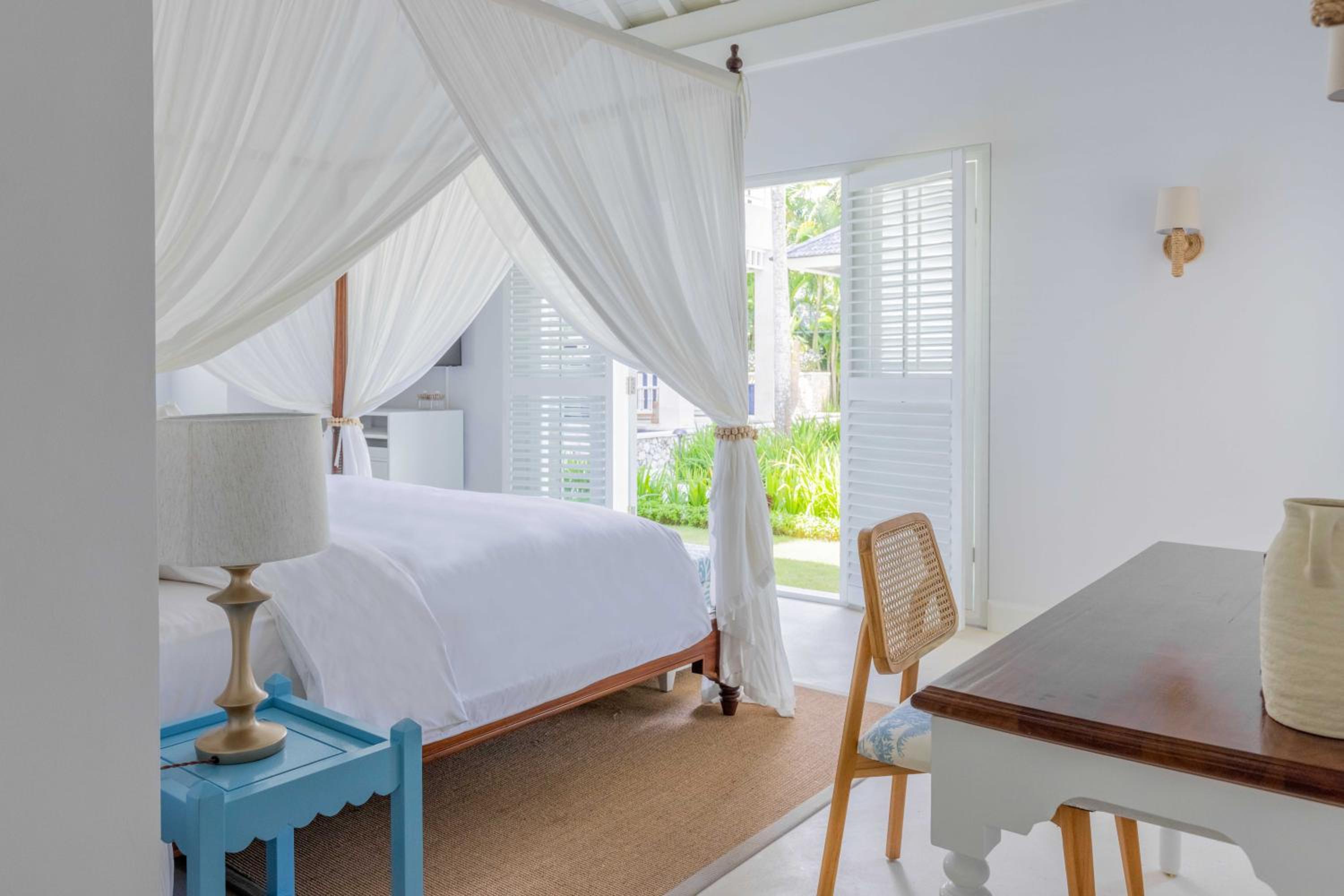 Villa with Sea View - Photo 3