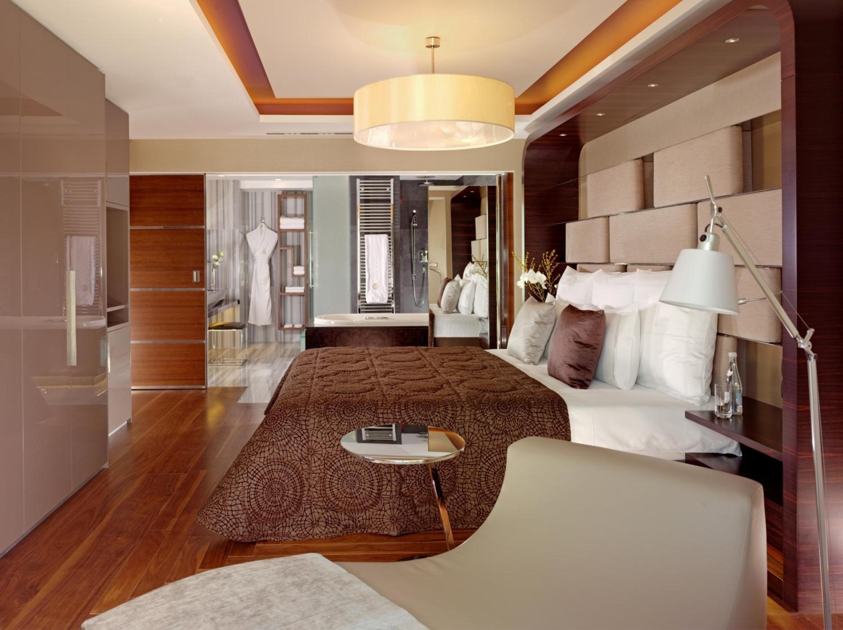 Three Bedroom Presidential Suite