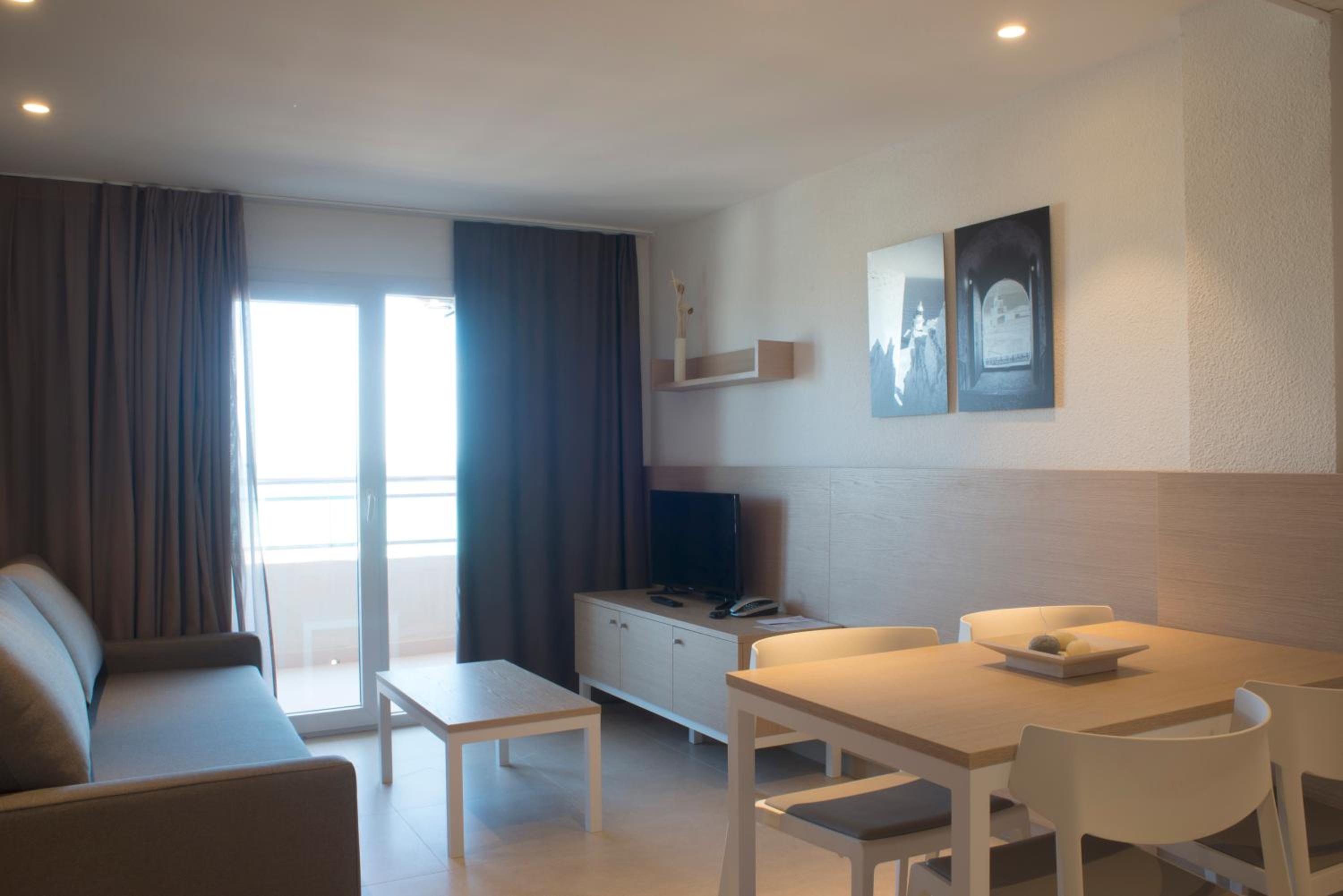 Apartment (2 Adults) - Photo 2