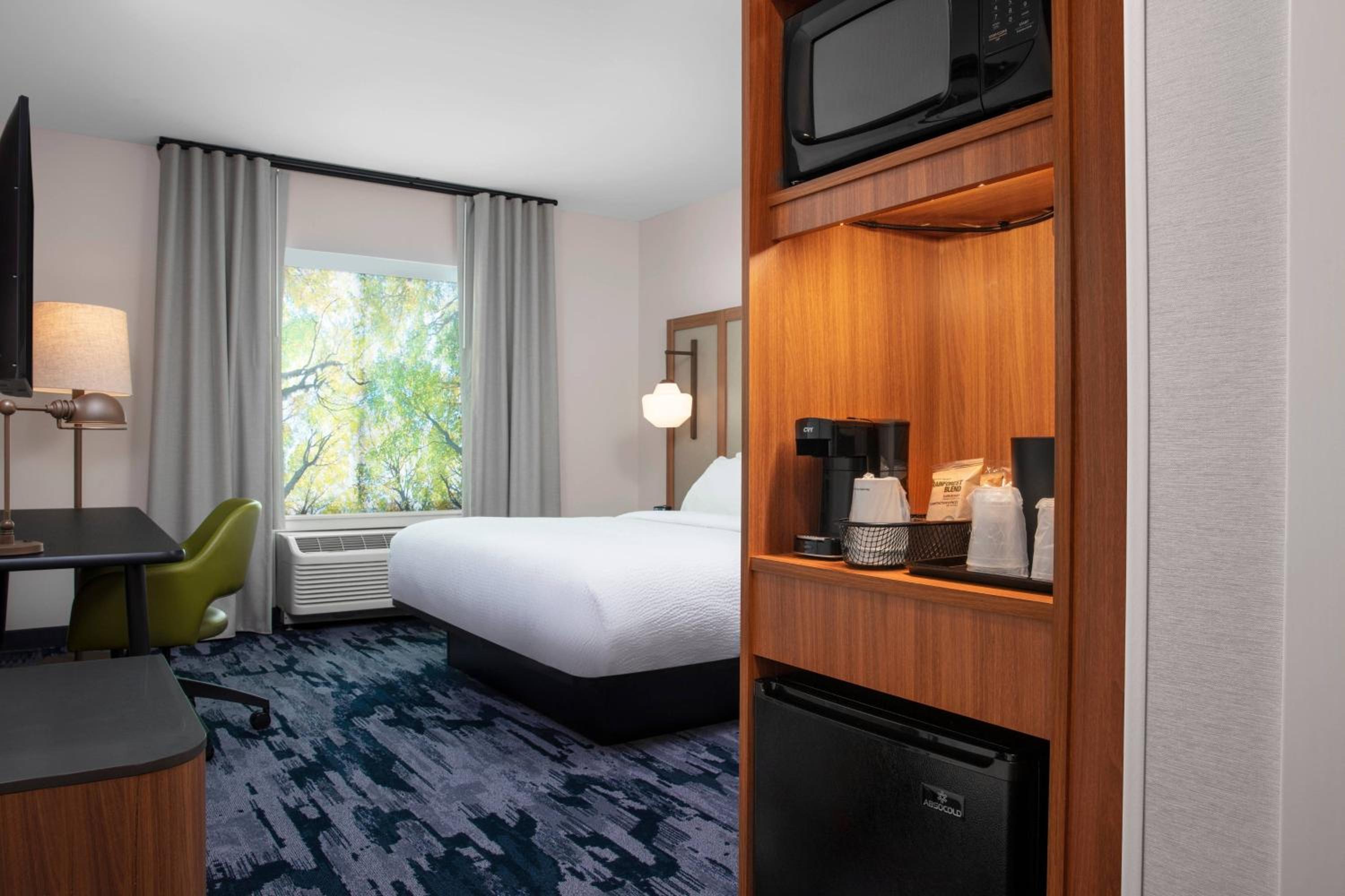 King Room - Hearing Accessible - Photo 1