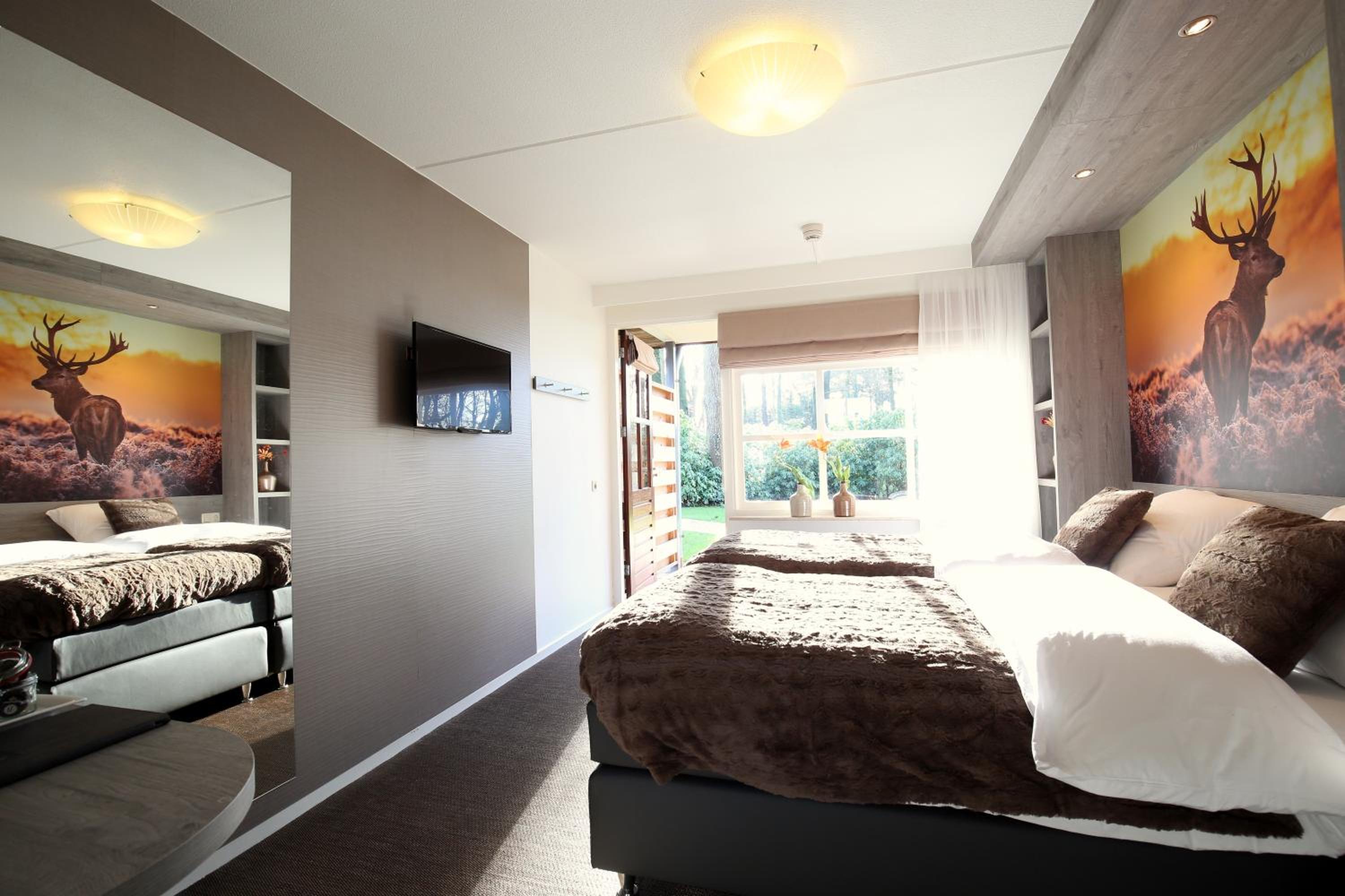 Deluxe Double Room photo 3