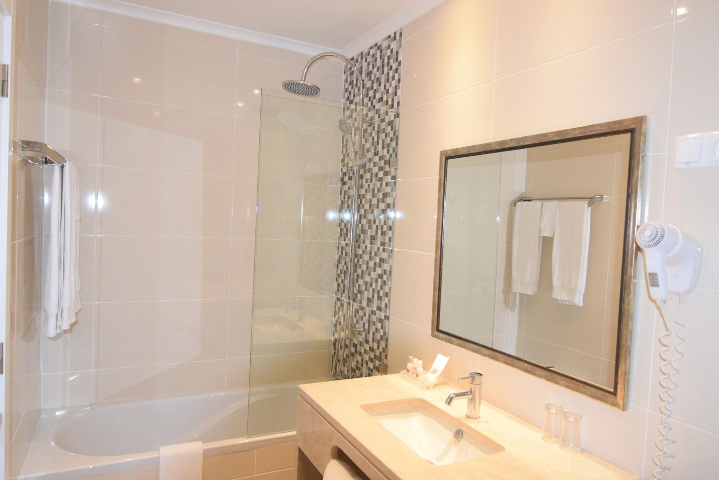Superior Double Room - Photo 5