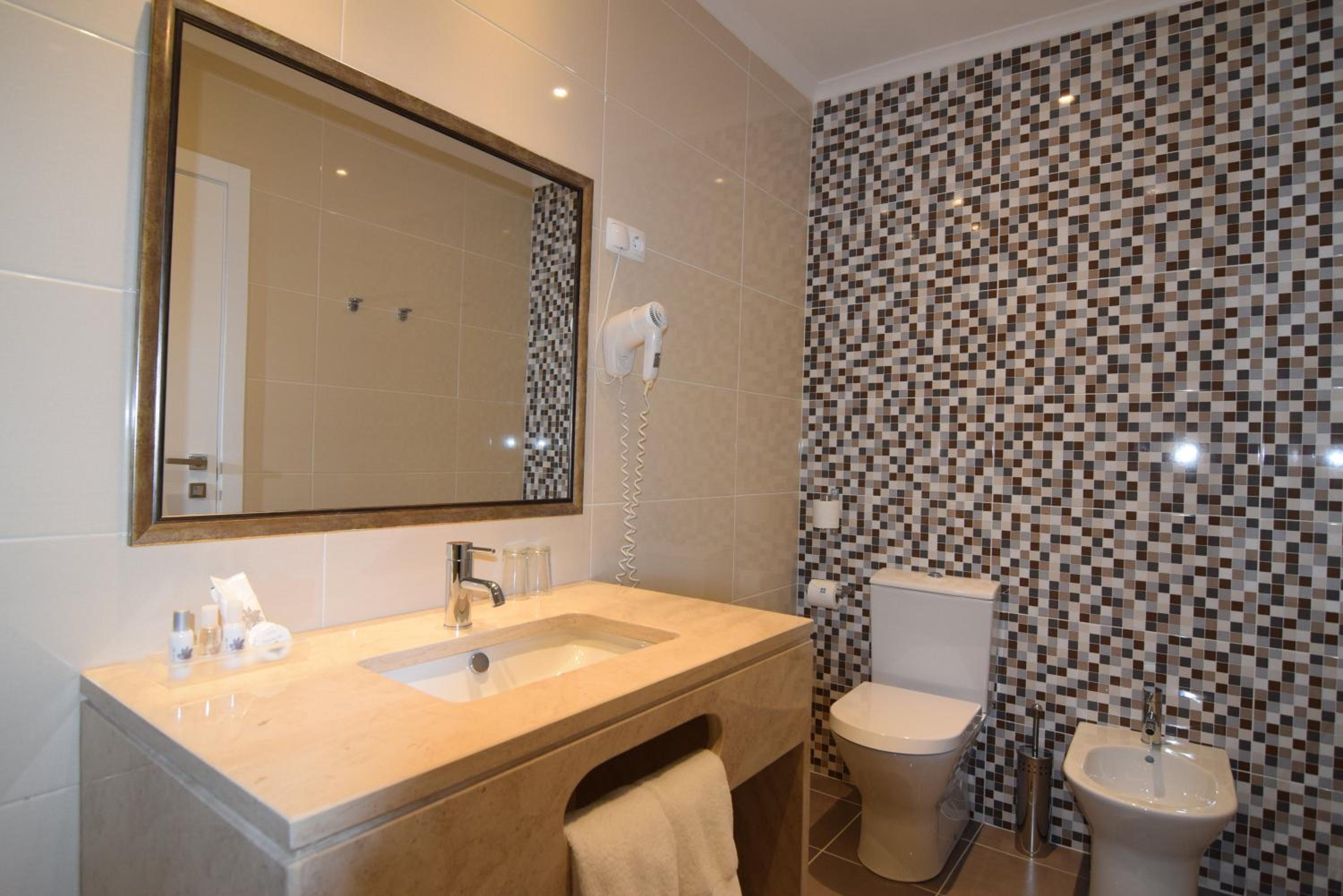 Superior Double Room - Photo 8