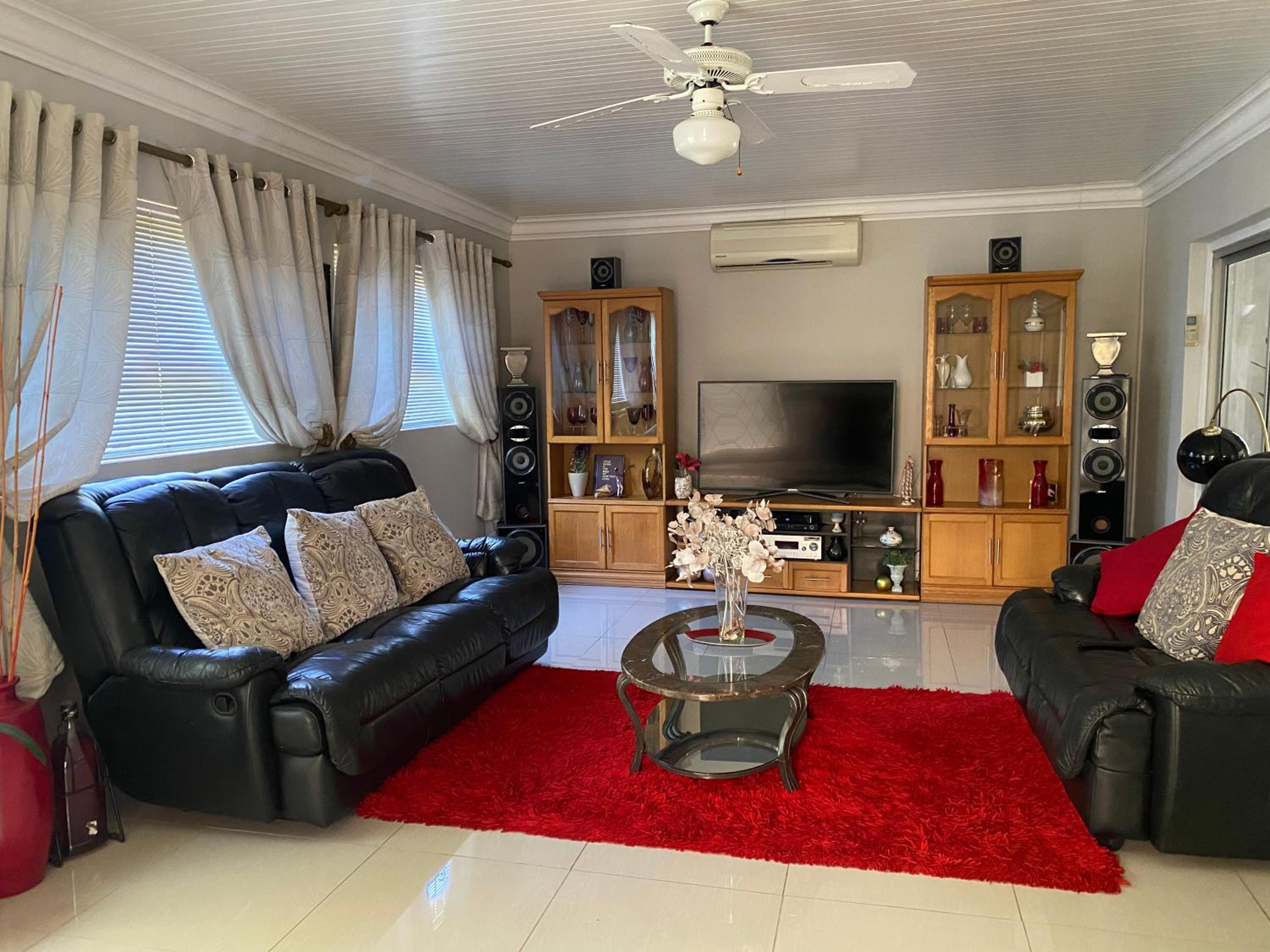 Three-Bedroom Vacation Home