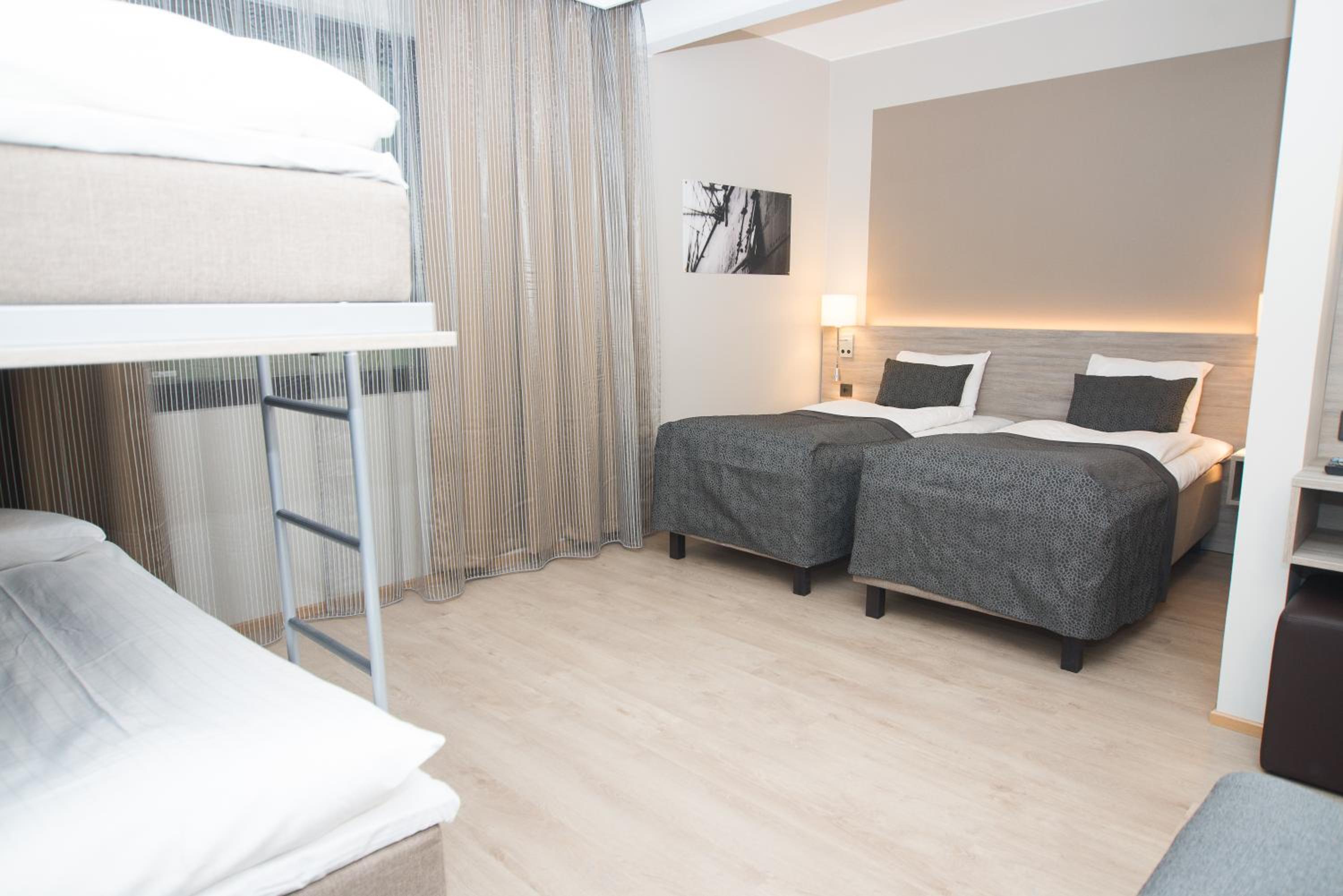 Classic Quadruple Room