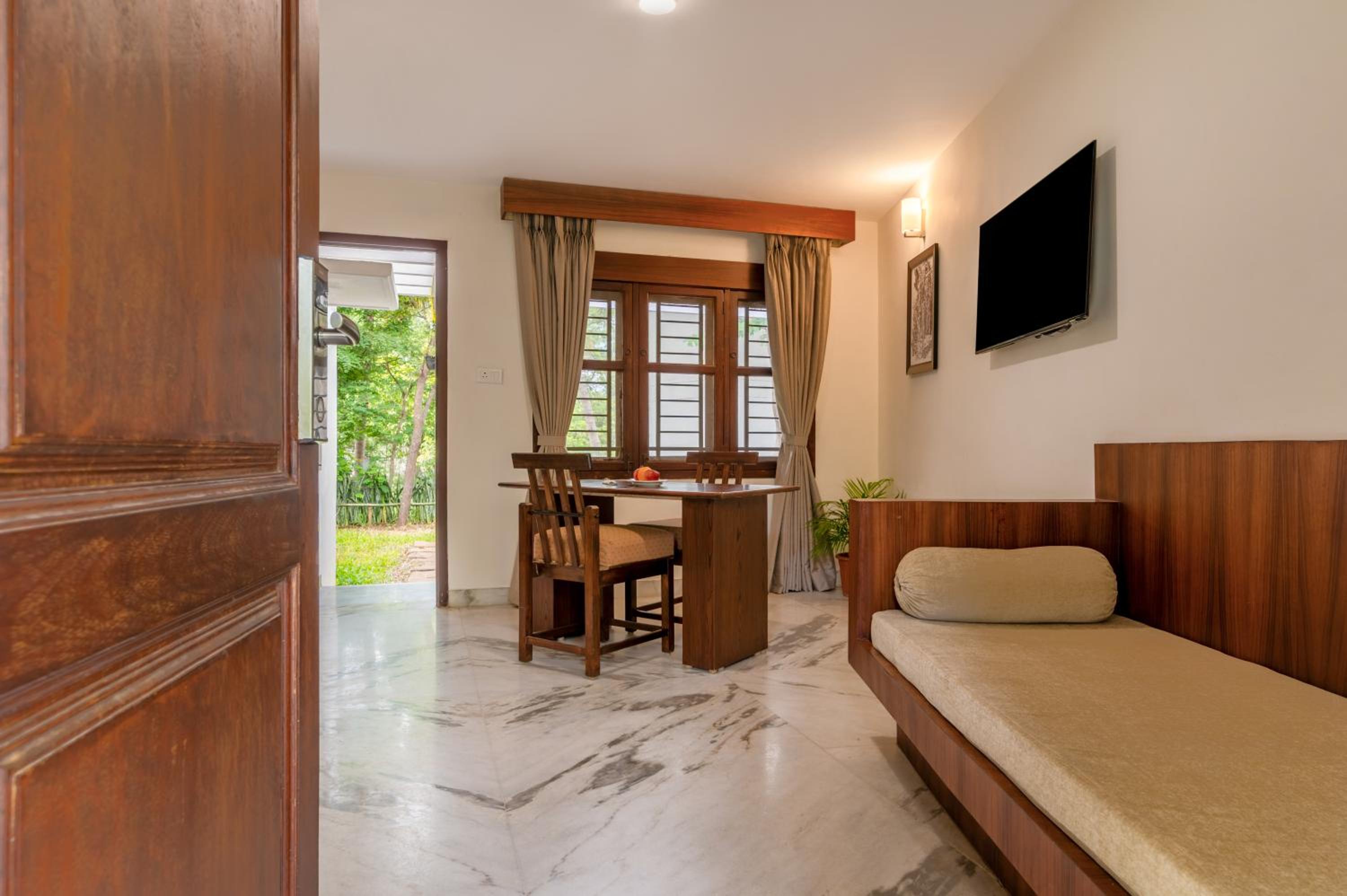Garden View Privilege Suite With Balcony - Photo 1