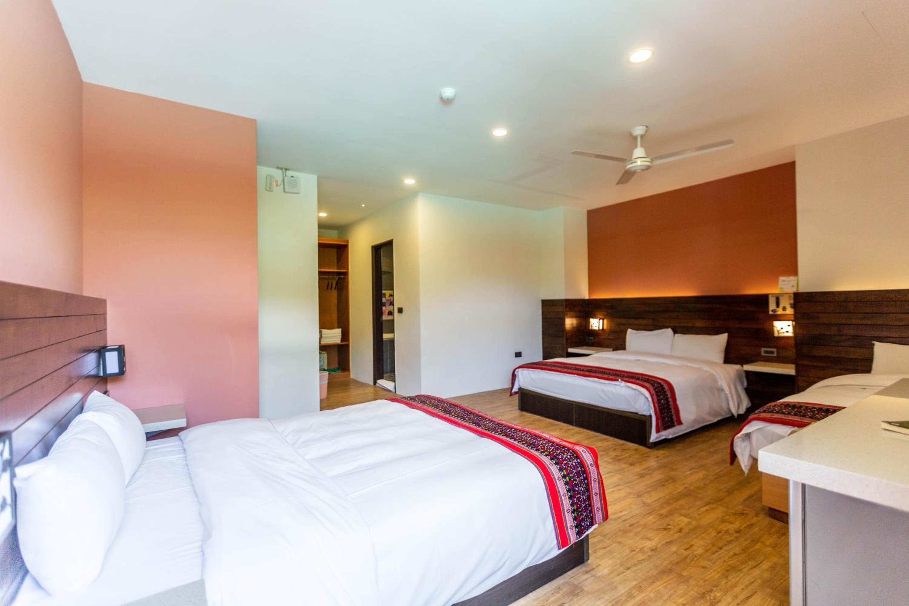 Deluxe Triple Room photo 1