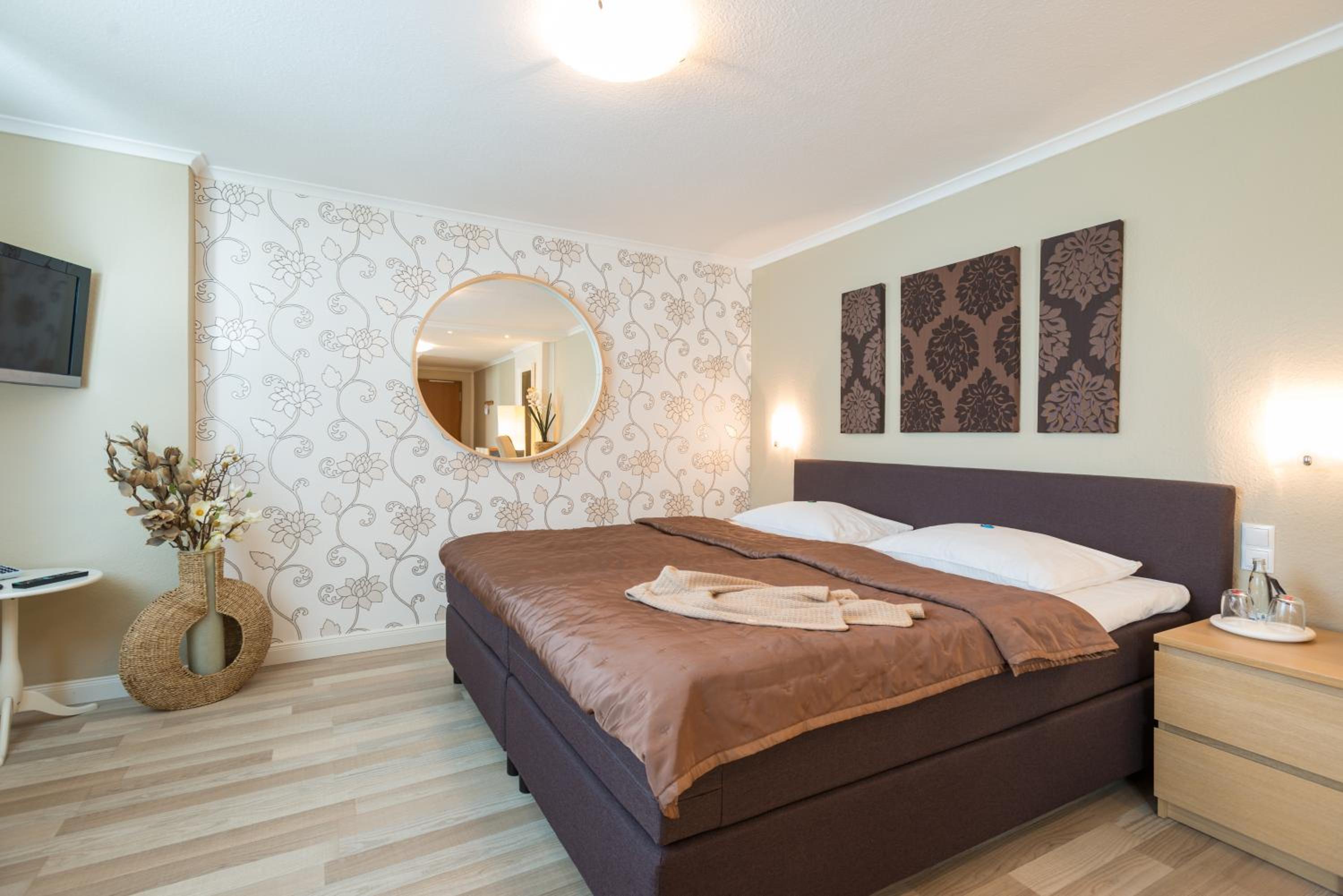Comfort Double Room - Photo 11