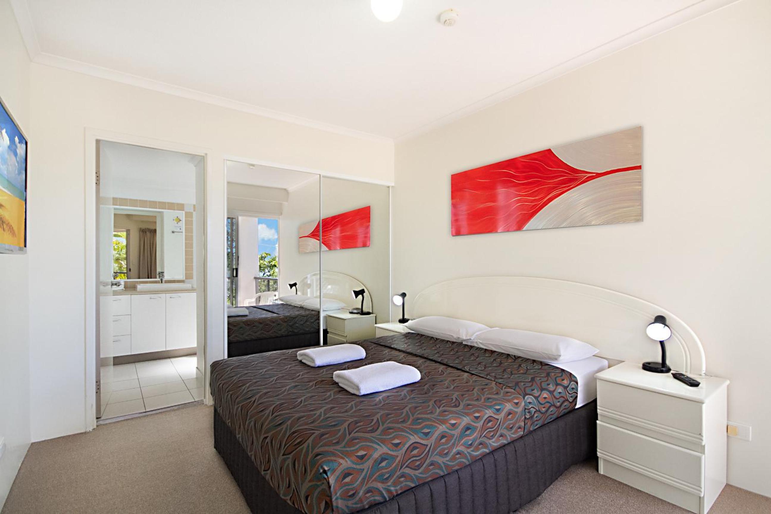 Three-Bedroom Apartment - Photo 24