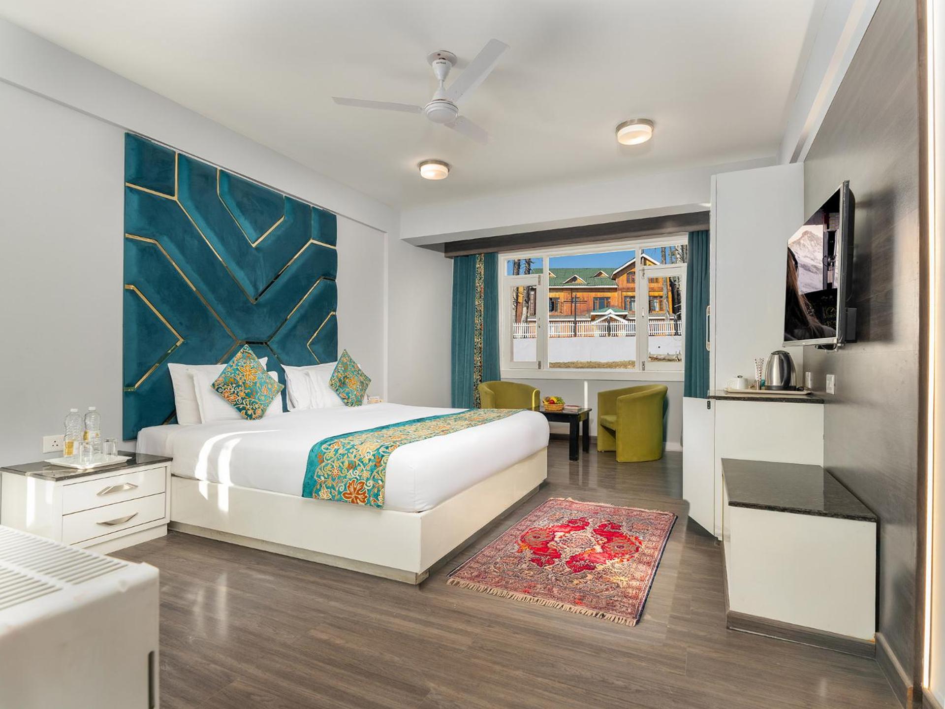 Deluxe Room - Photo 3