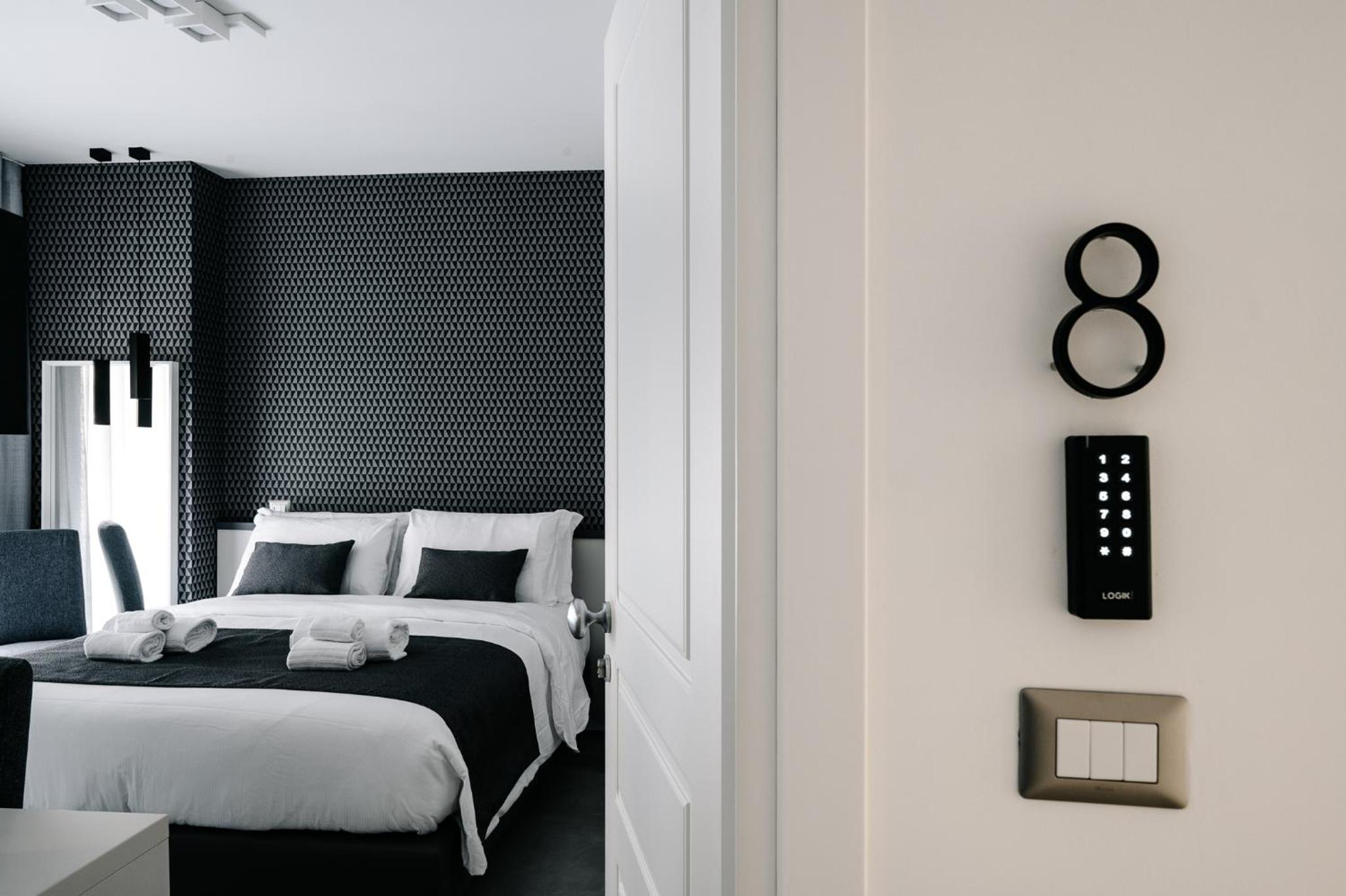 Double or Twin Room with Private Bathroom