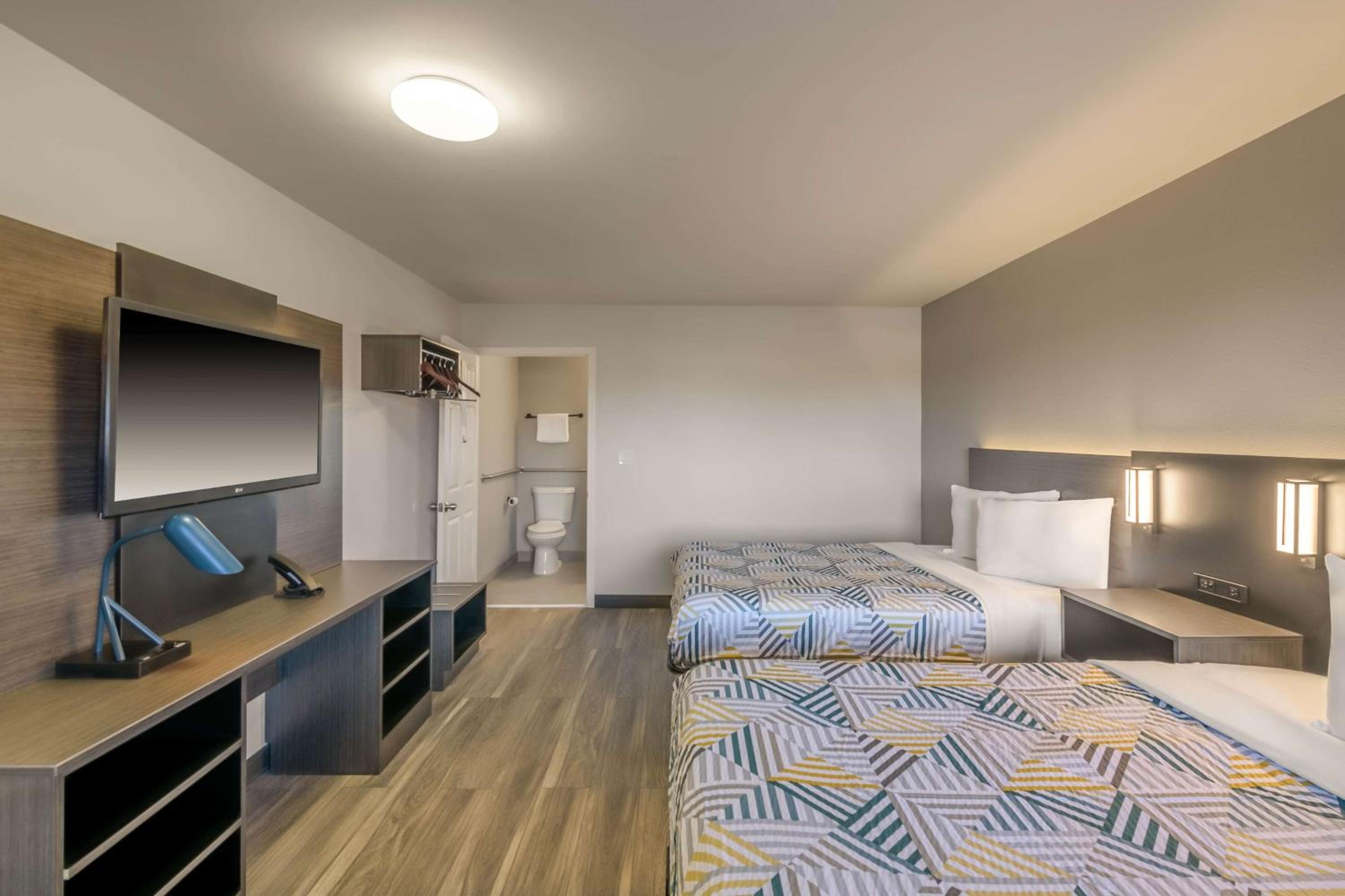 Quadruple Room - Disability Access - Non-Smoking
