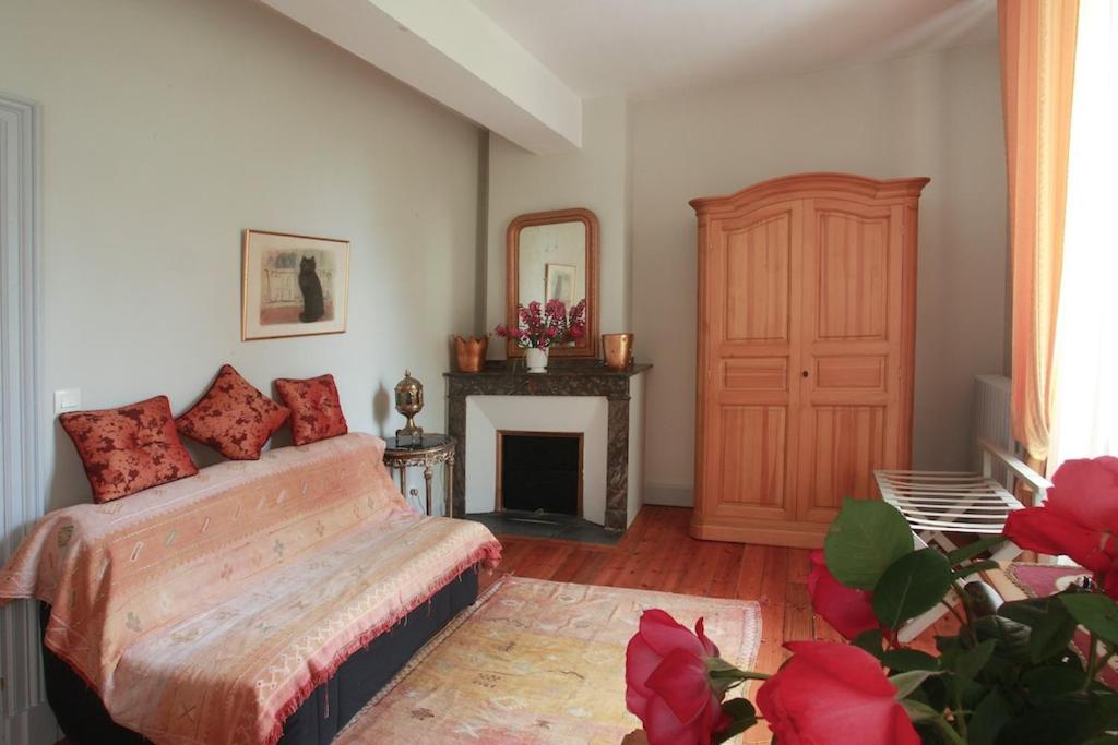 Deluxe Family Room - Photo 3