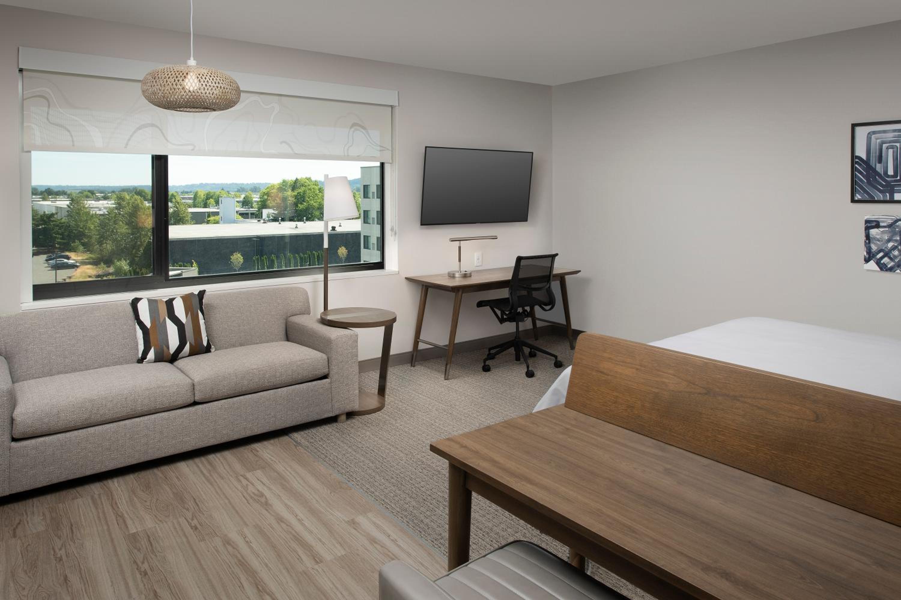 King Studio with Sofa Bed - Hearing Accessible