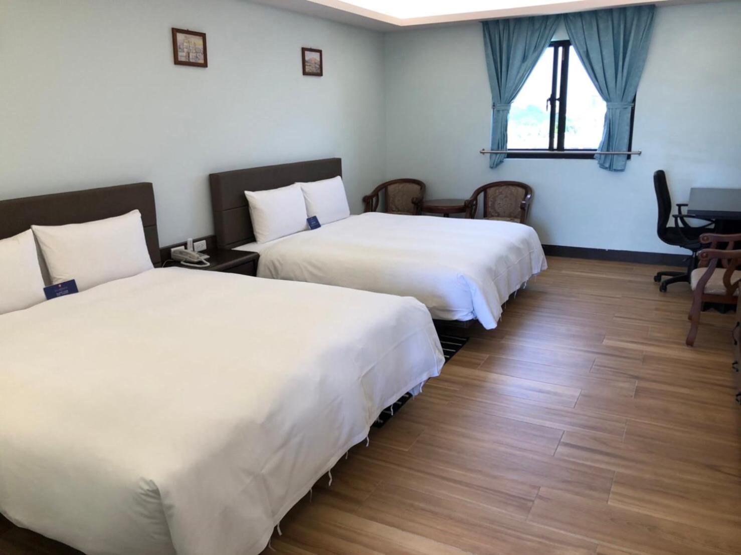 Standard Queen Room with Two Queen Beds