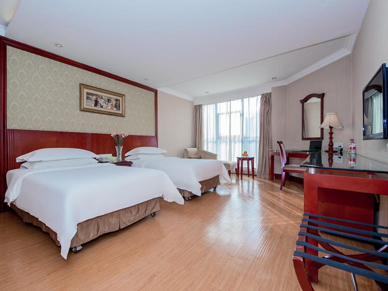 Deluxe Twin Room photo 2