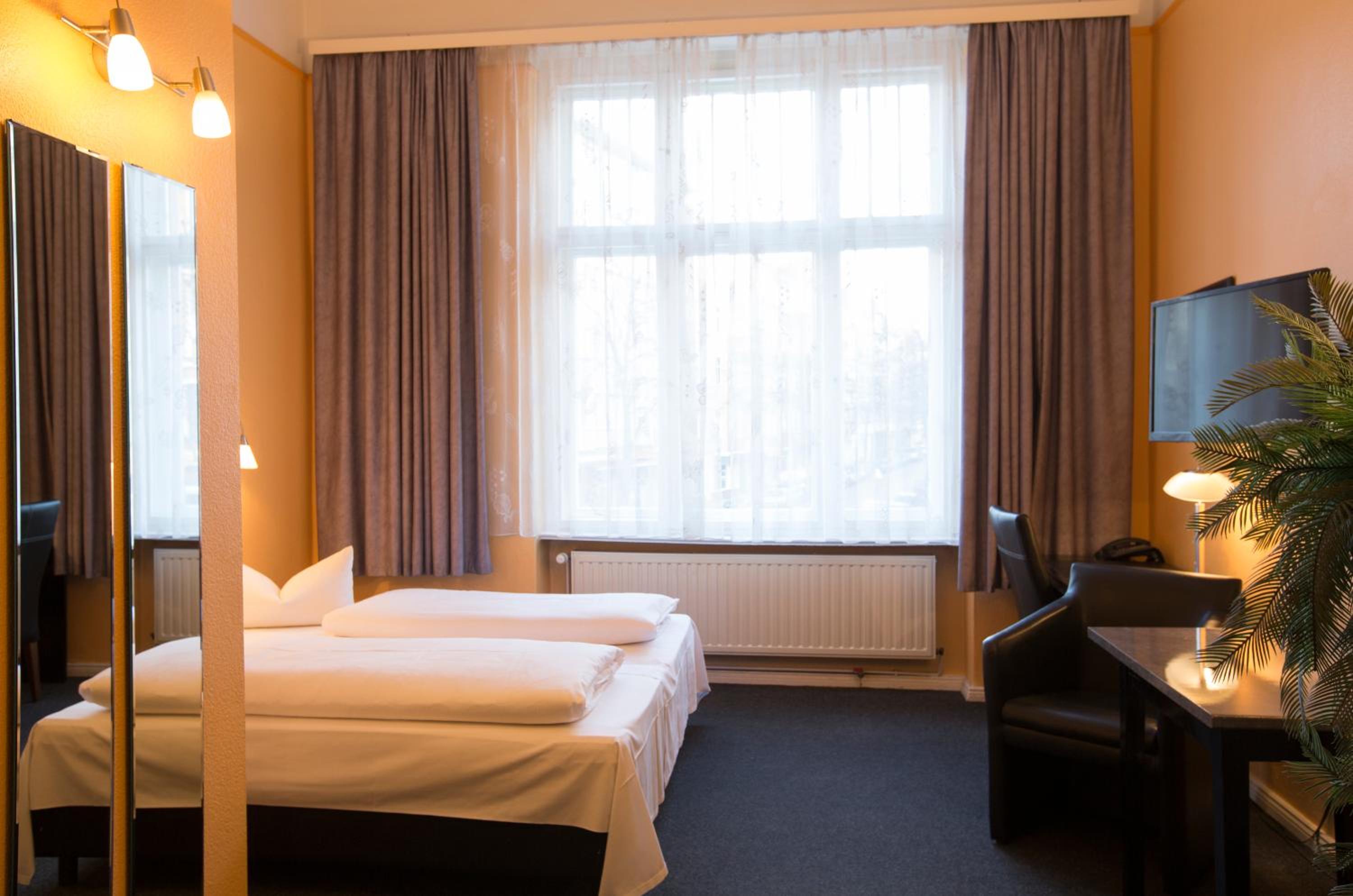 Double Room photo 3