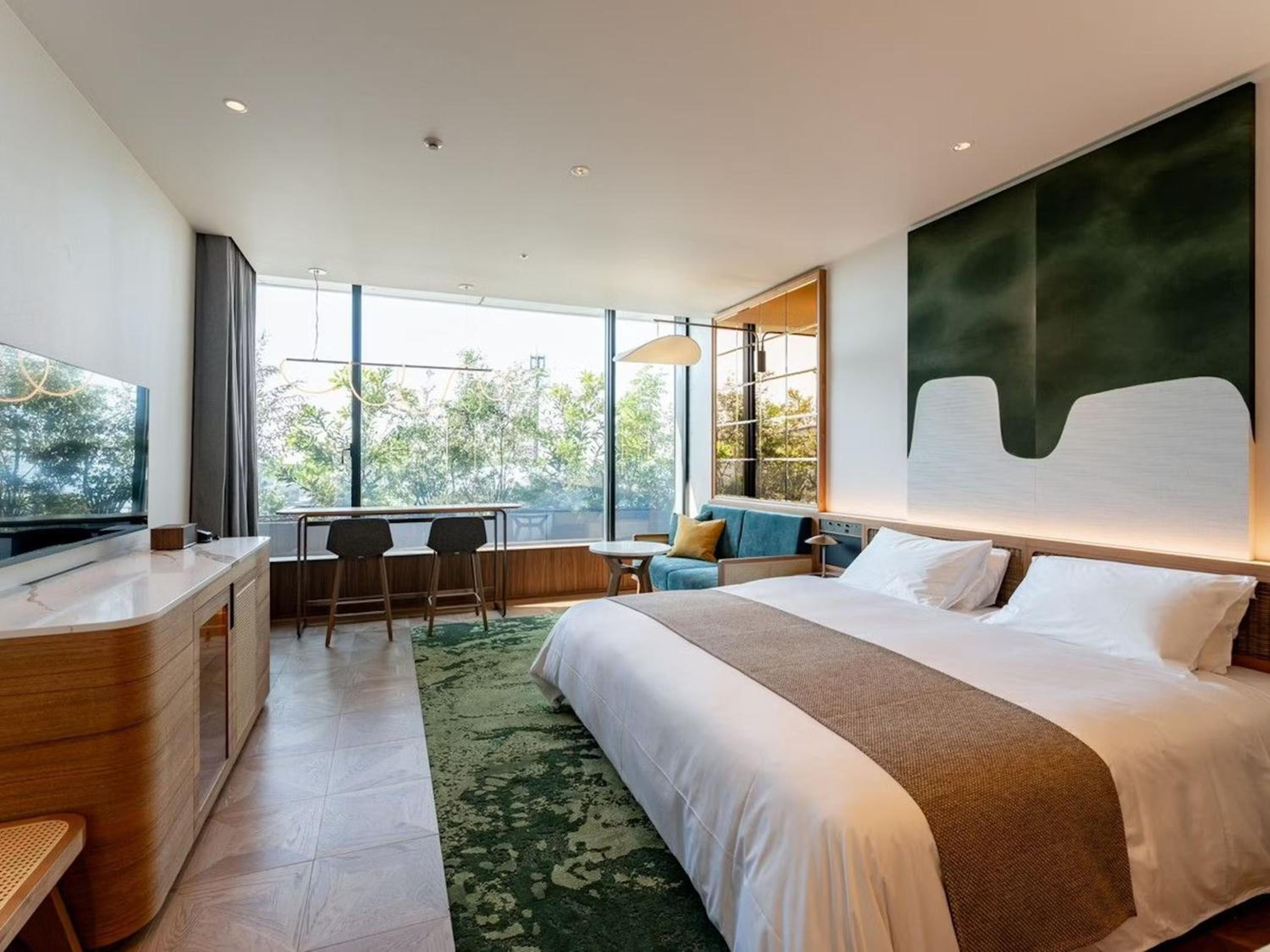 Premium King Room B photo 3