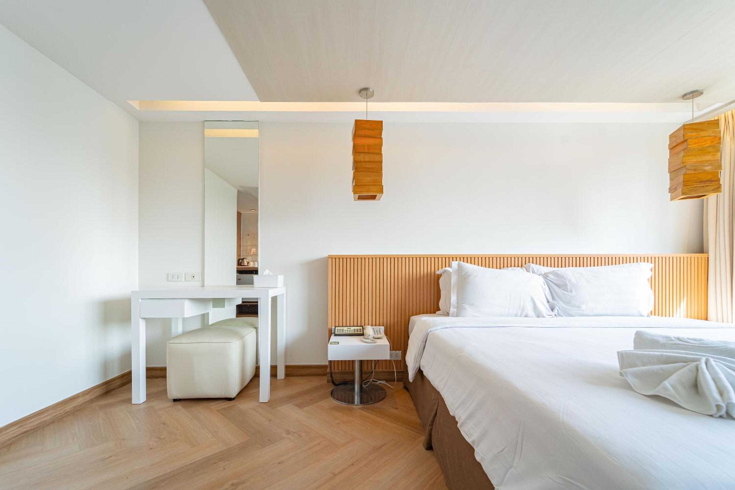 Business Deluxe Double Room photo 2