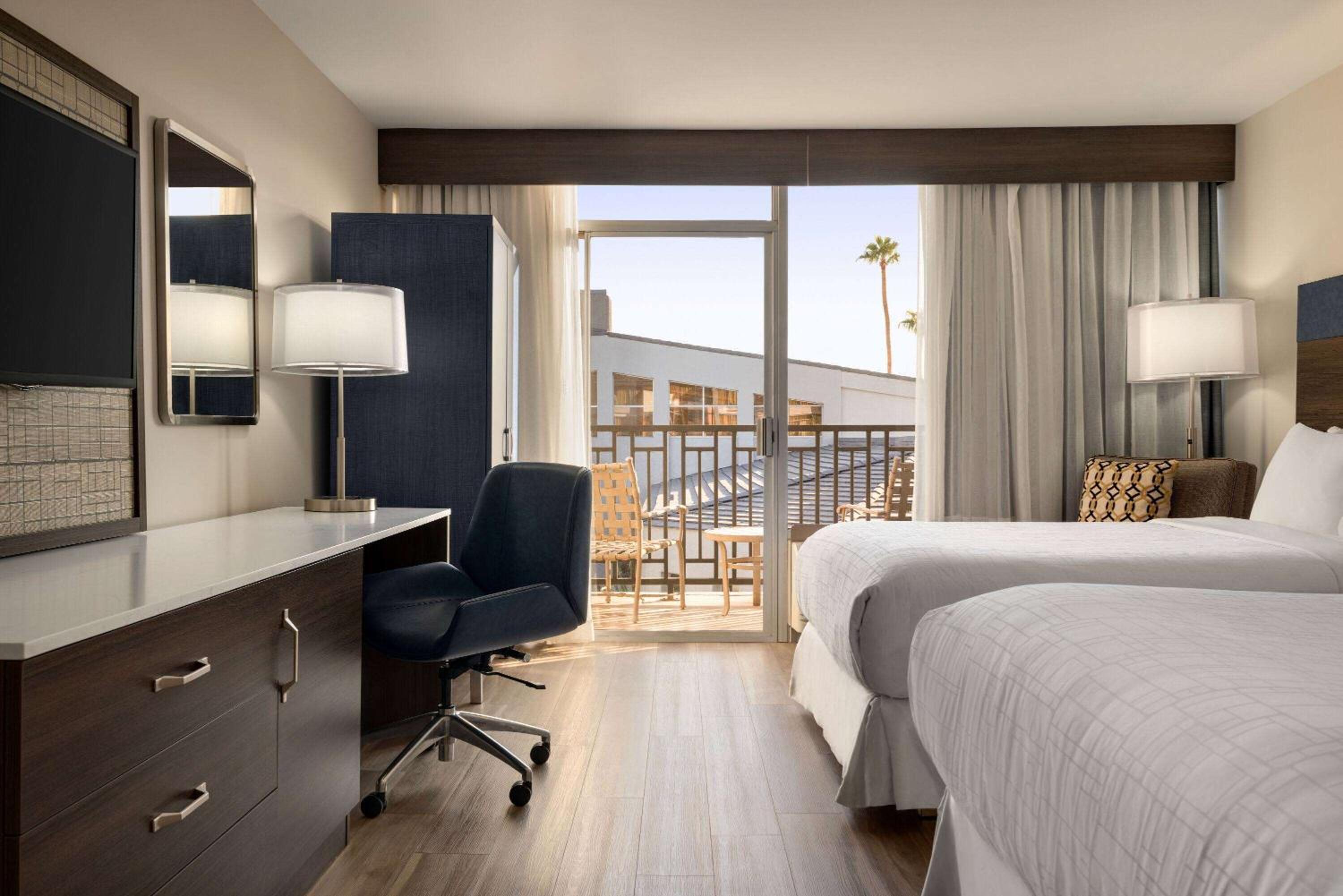 Deluxe Double Room with Pool View and Balcony - Non-Smoking - Photo 1